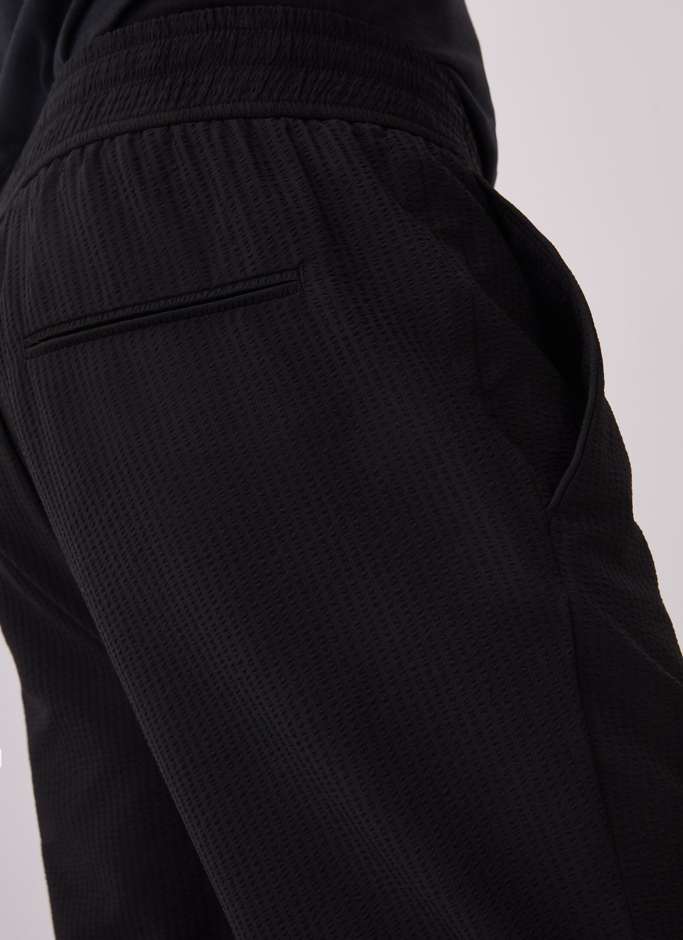 Black Trousers With Elastic Waist And No Darts