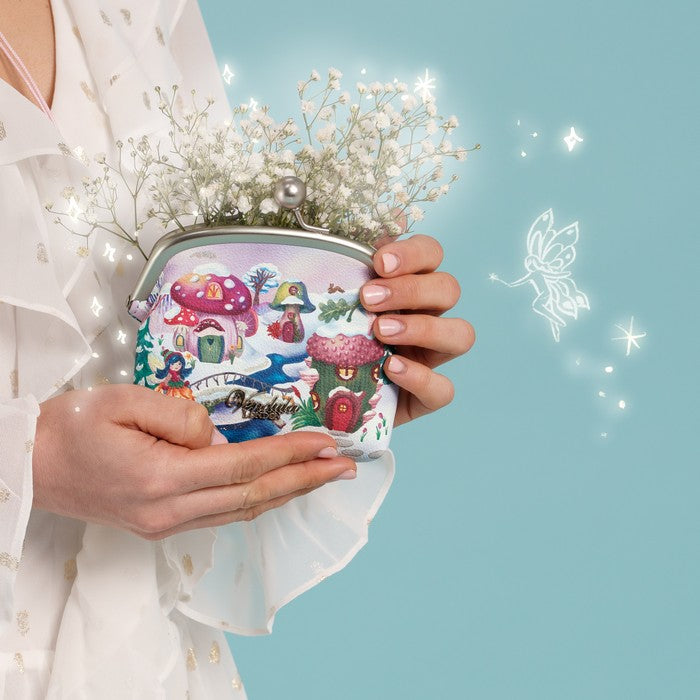Vendula London Fairy Village Rio Purse – model holding the purse