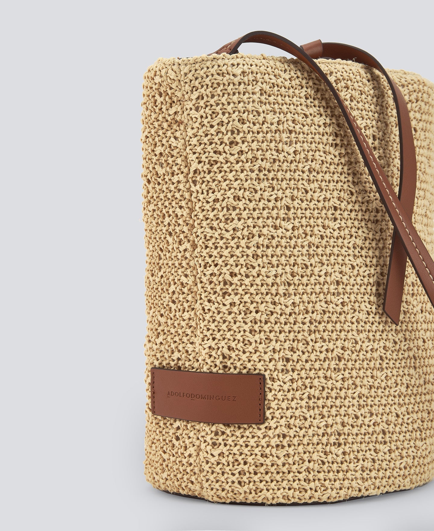 Natural Medium-Sized Braided Sack