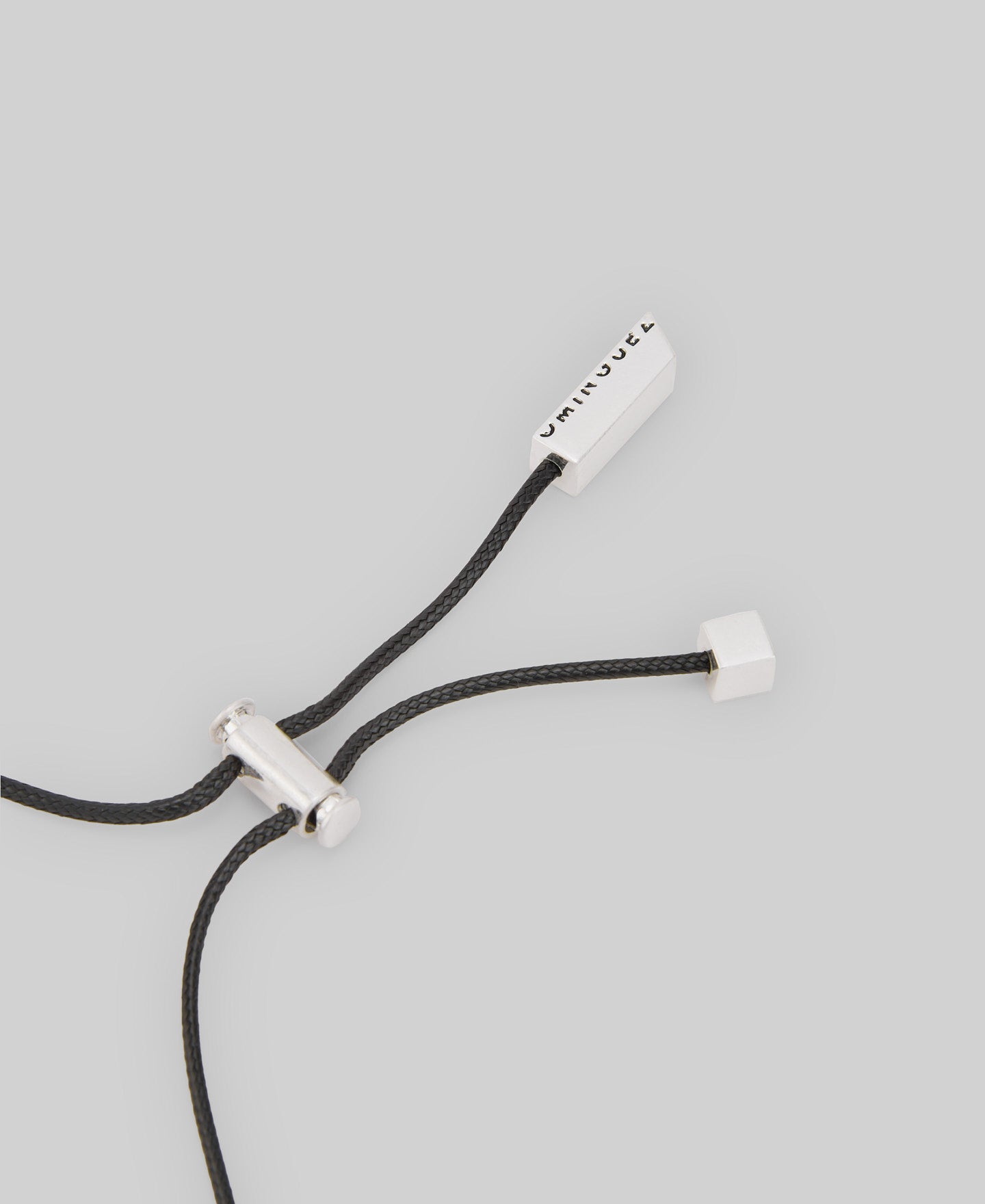 Two-tone circular pendant necklace woman in silver/gold