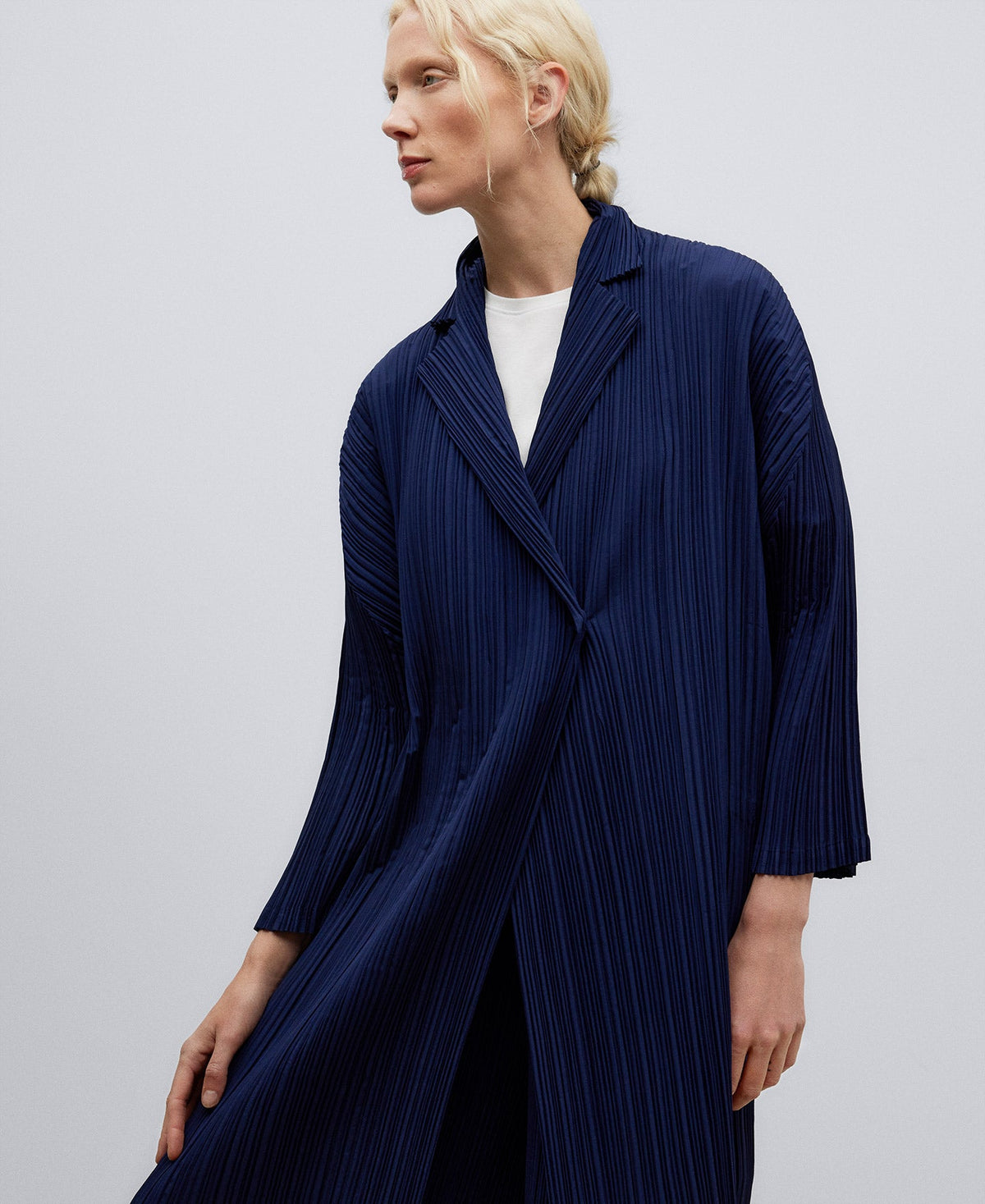 Navy Blue Navy Blue Crinkle Long Jacket