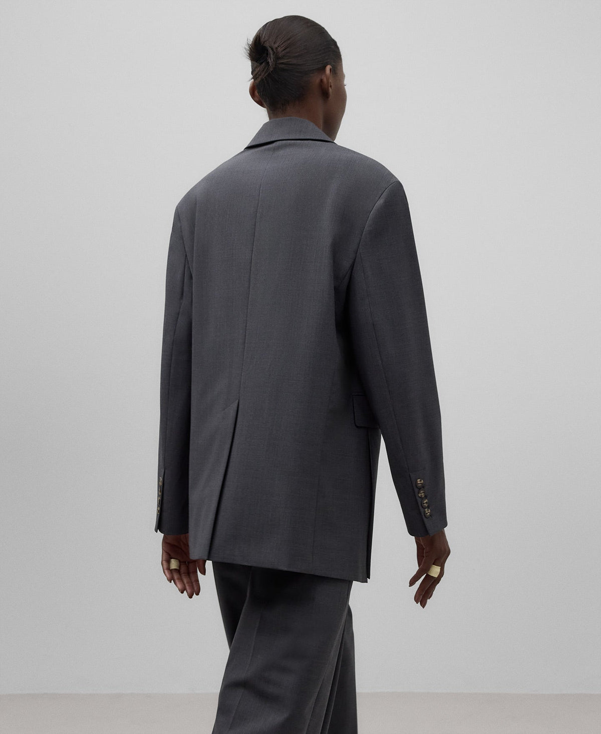 Charcoal gray tailored blazer woman in charcoal grey