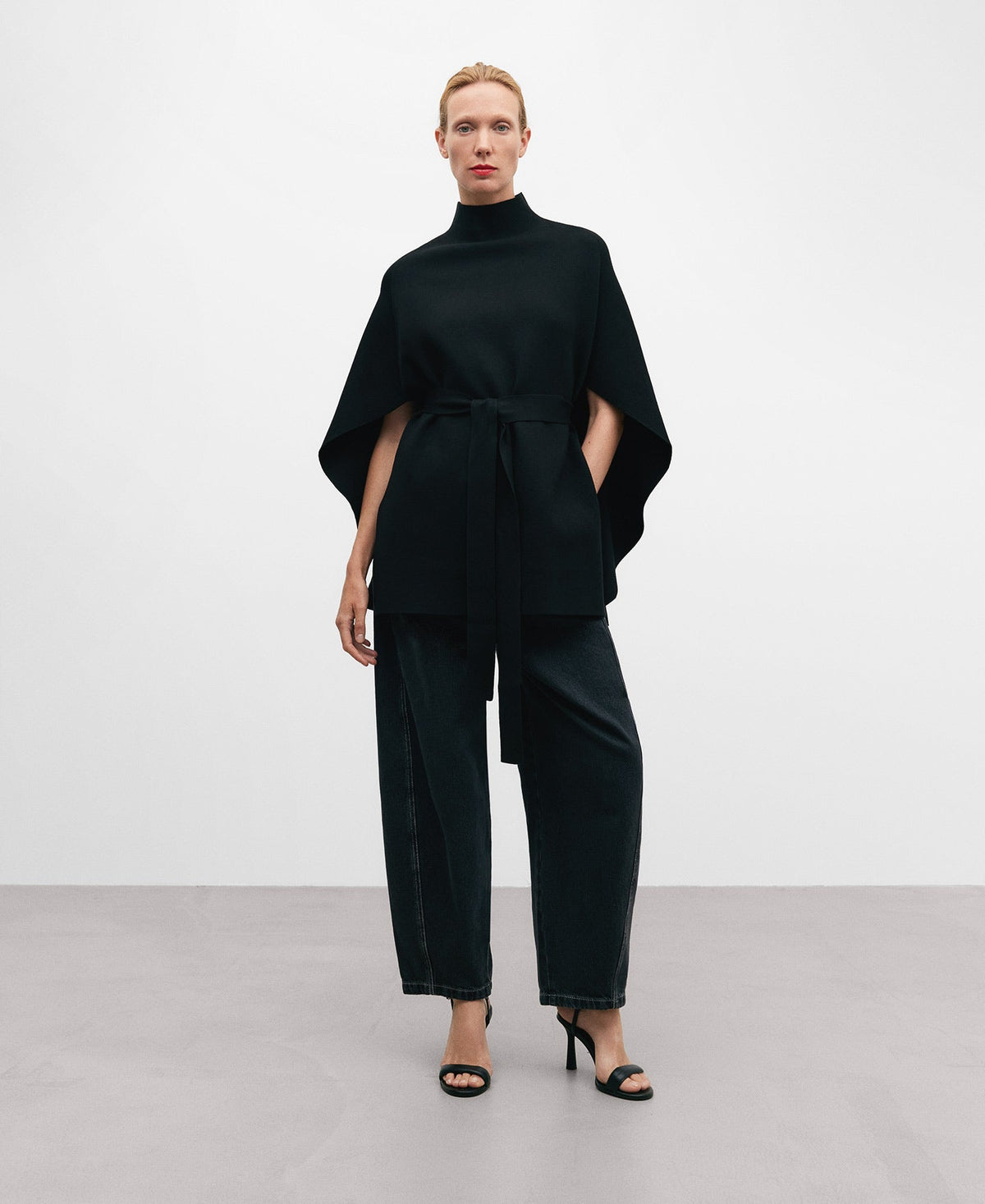 Cerrojillo Knitted Cape For Women