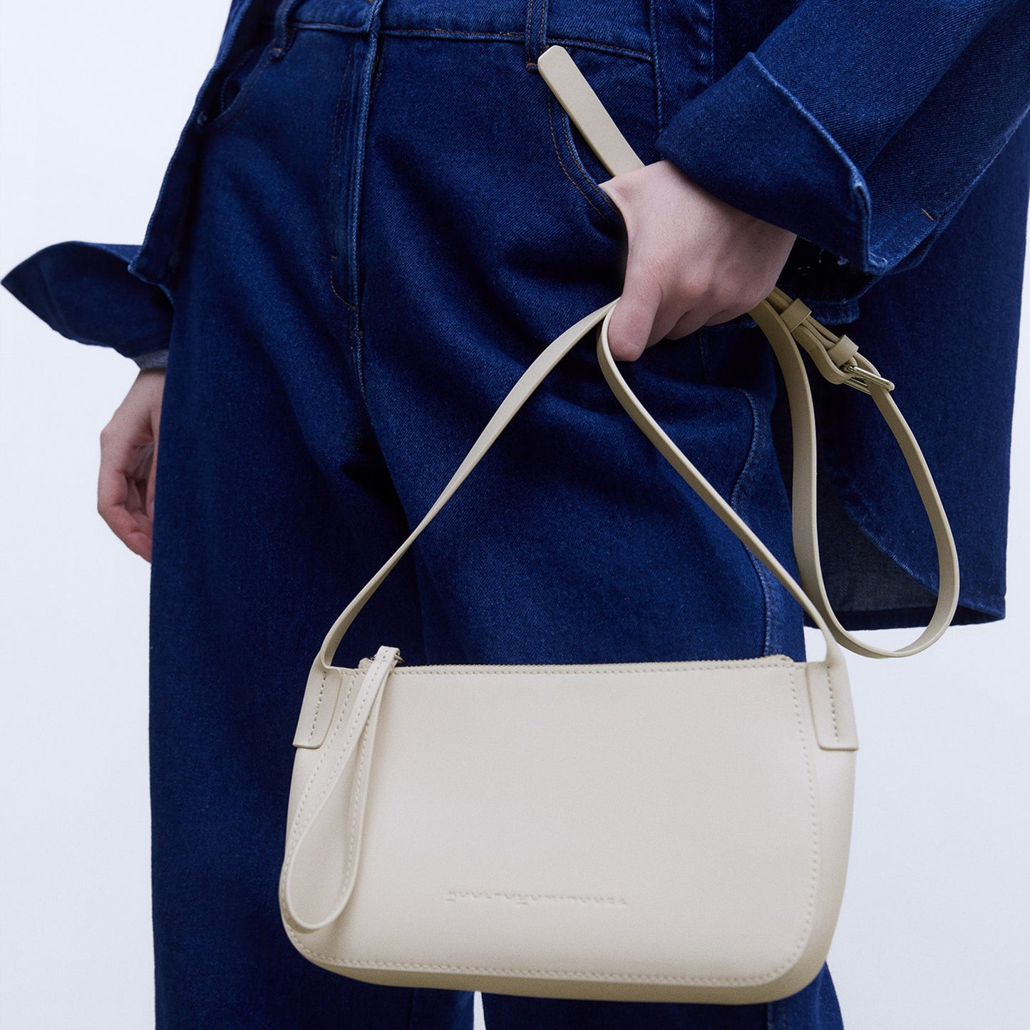 Ecru Vachetta Leather Shoulder Bag