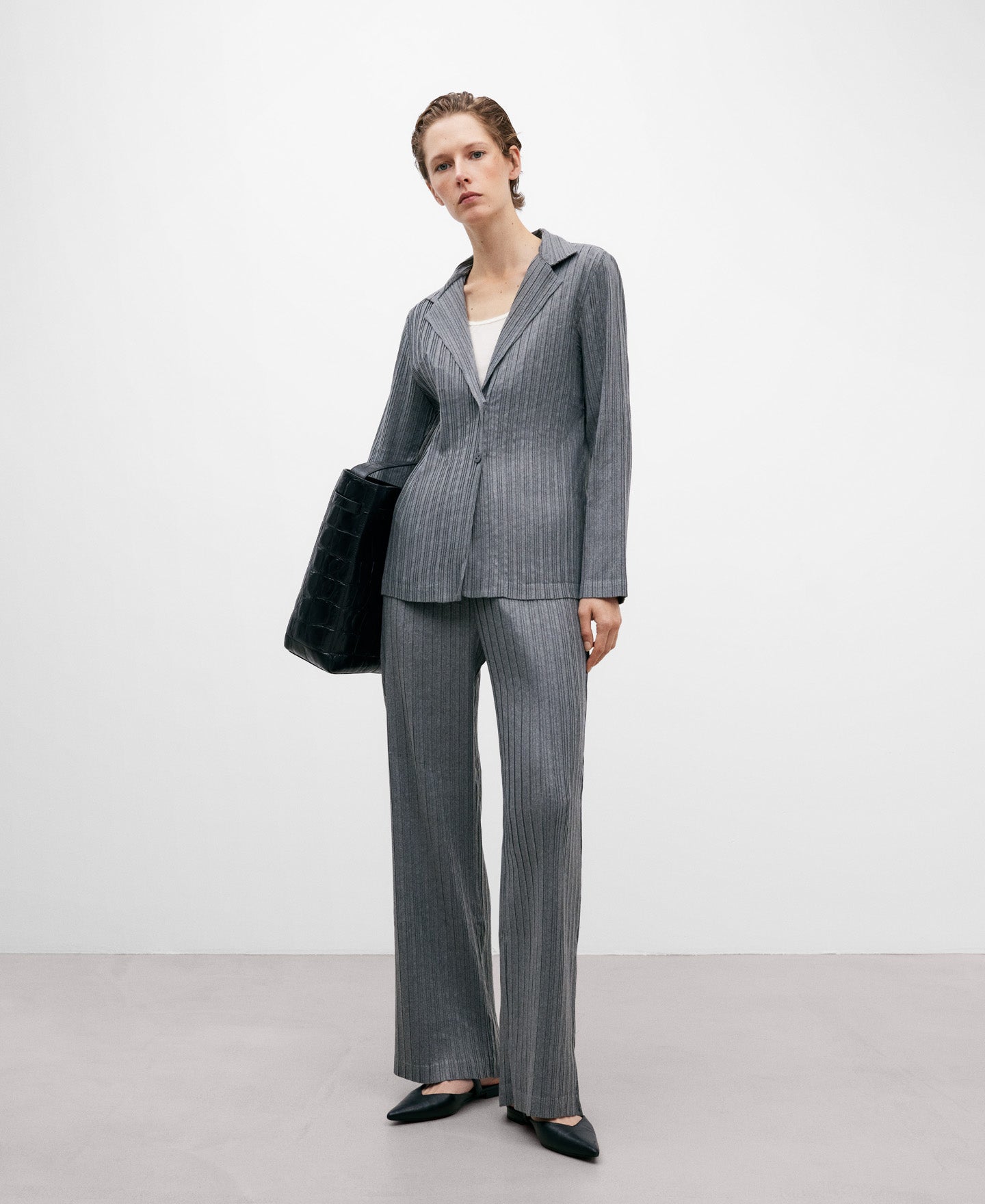 Medium Hobo Bag In Responsible Leather