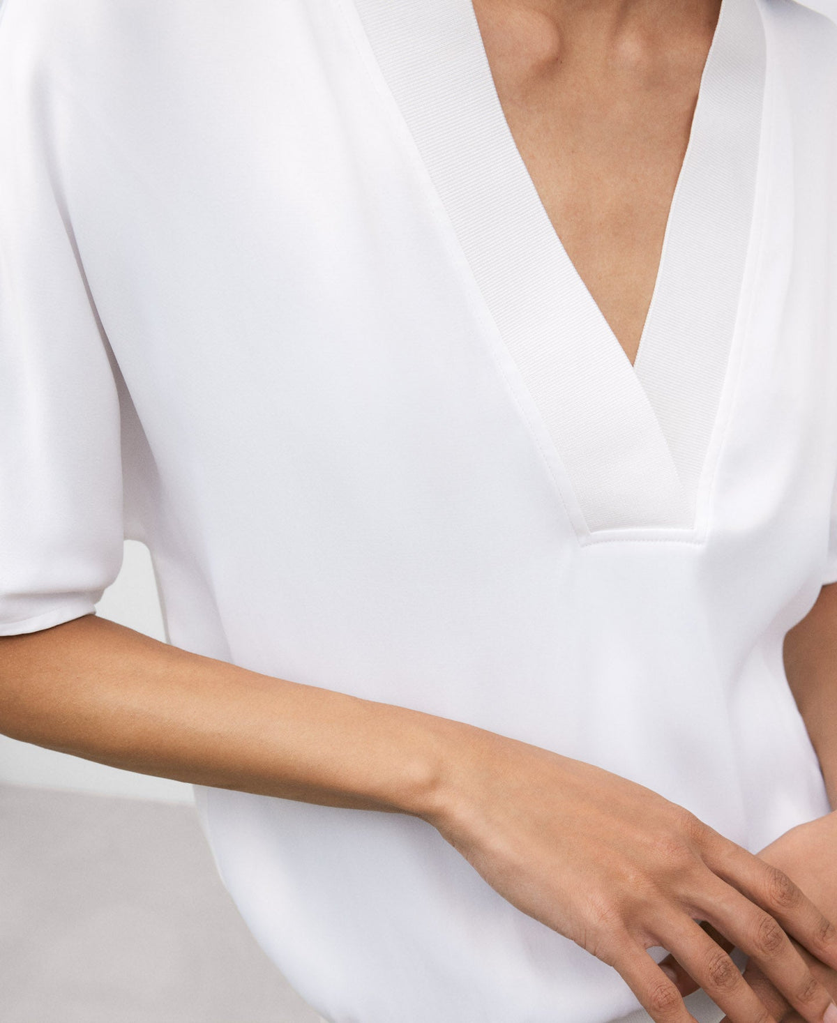 White V-Neckline Viscose Blouse Woman