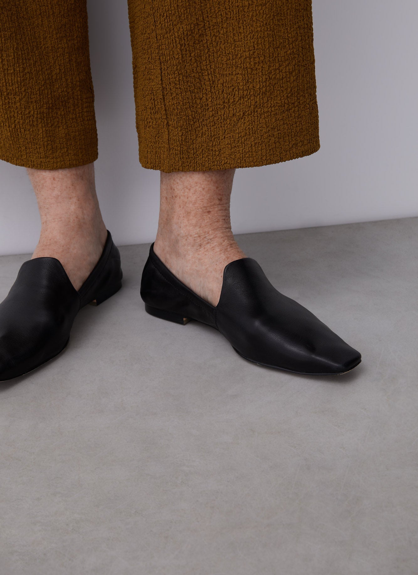Square Toe Black Leather Mules With Collapsible Heel