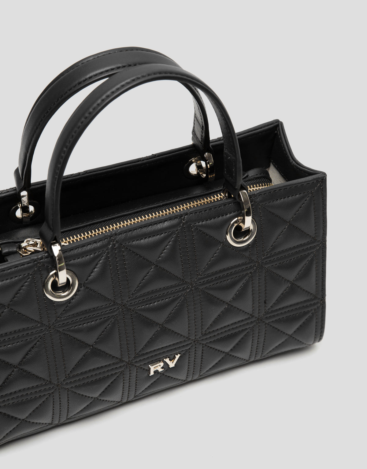 Baguette Bag Linda quilted leather black