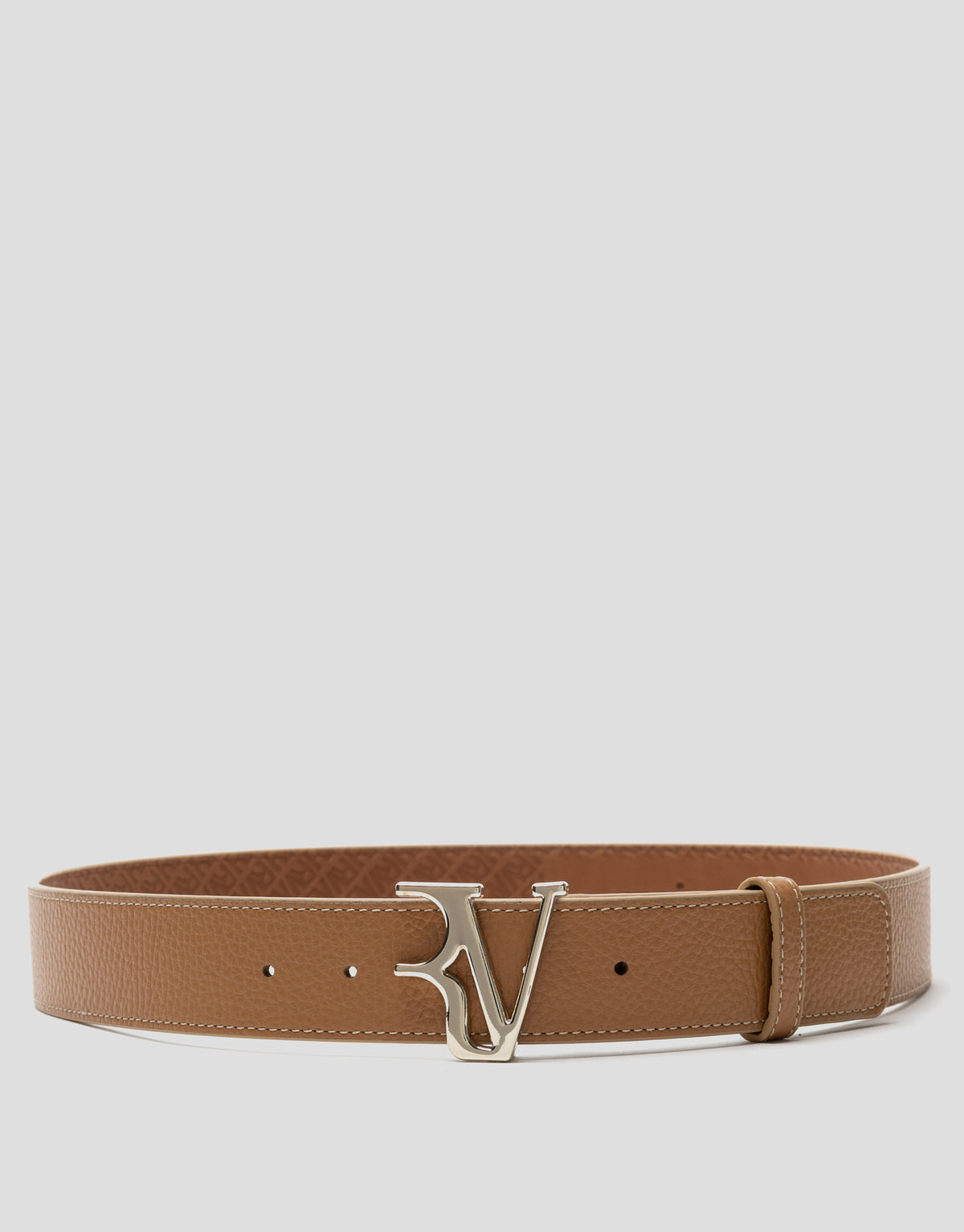 Camel leather belt with raw stitching