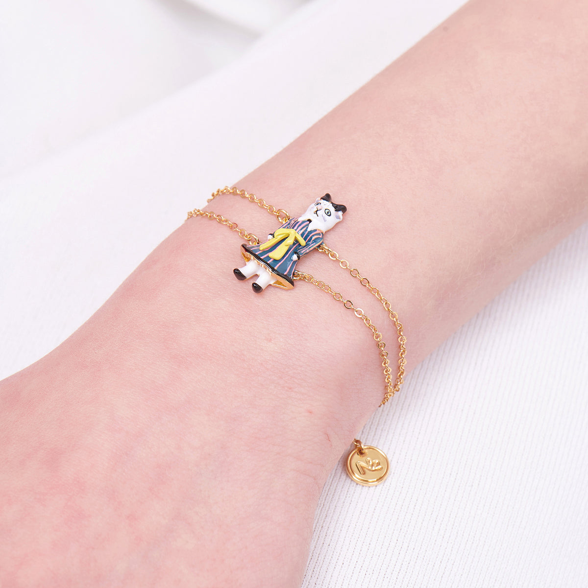 Alice In Wonderland Cat Thin Bracelet | AONA2011