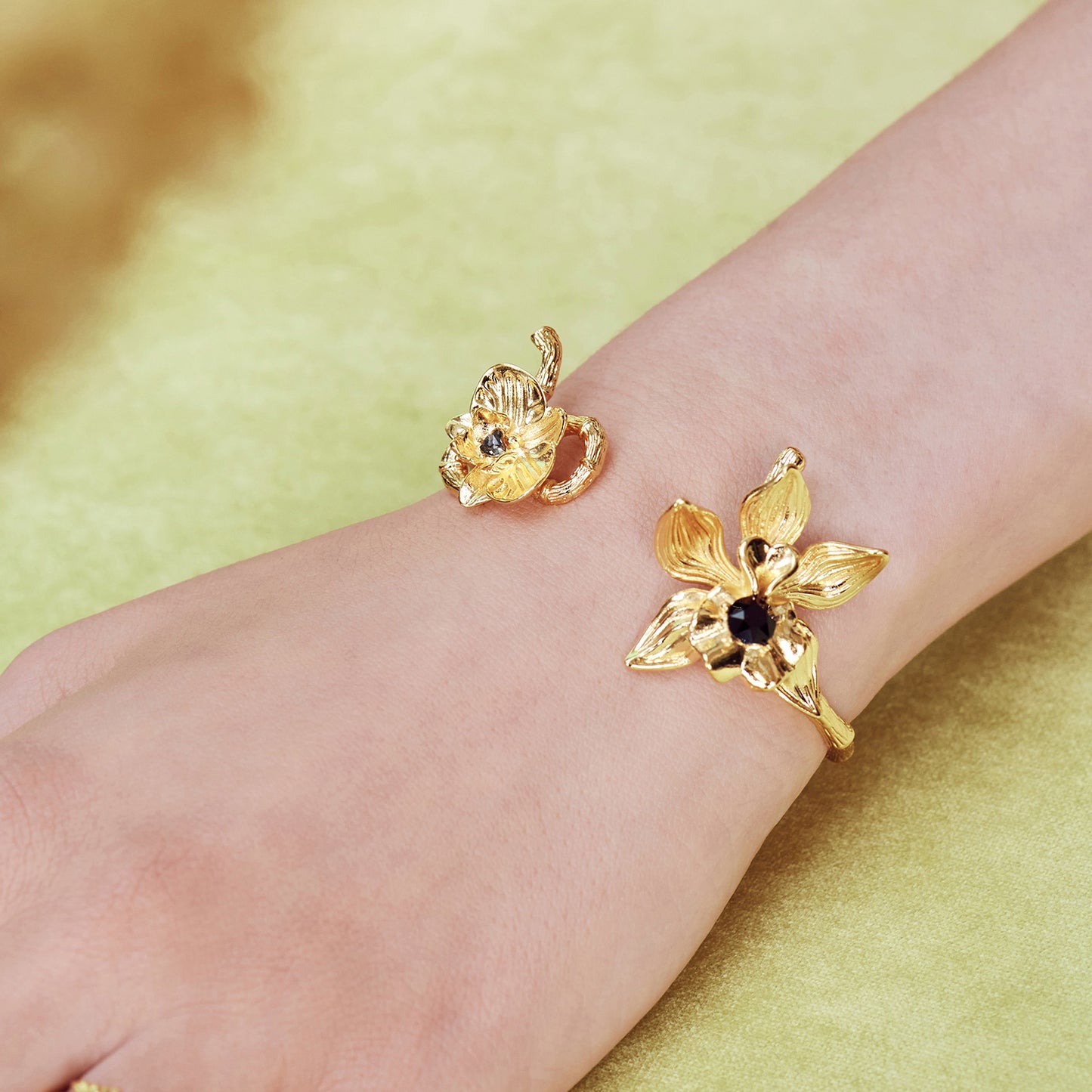 Two Flamboyant Orchids And Faceted Crystal Stone Bangle Bracelet | AOOC2051
