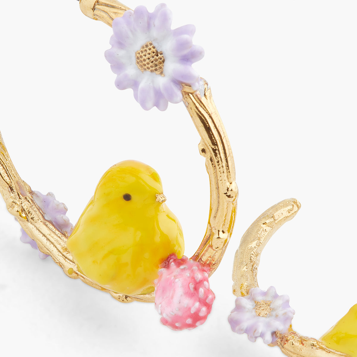 Chick And White Aster Hoop Earrings | ARLA1071