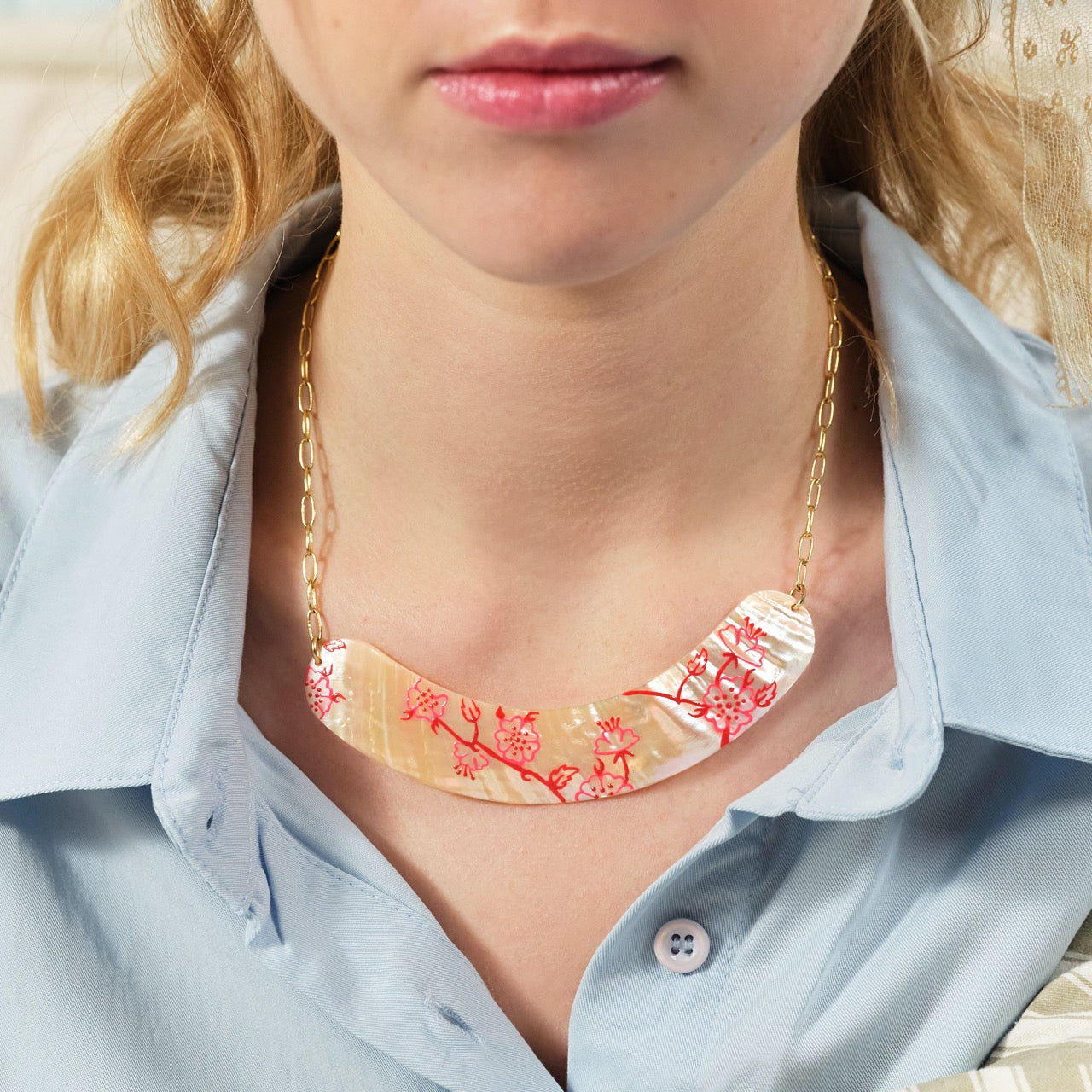Red rosebush stamp on mother of pearl statement necklace | ASEN3091