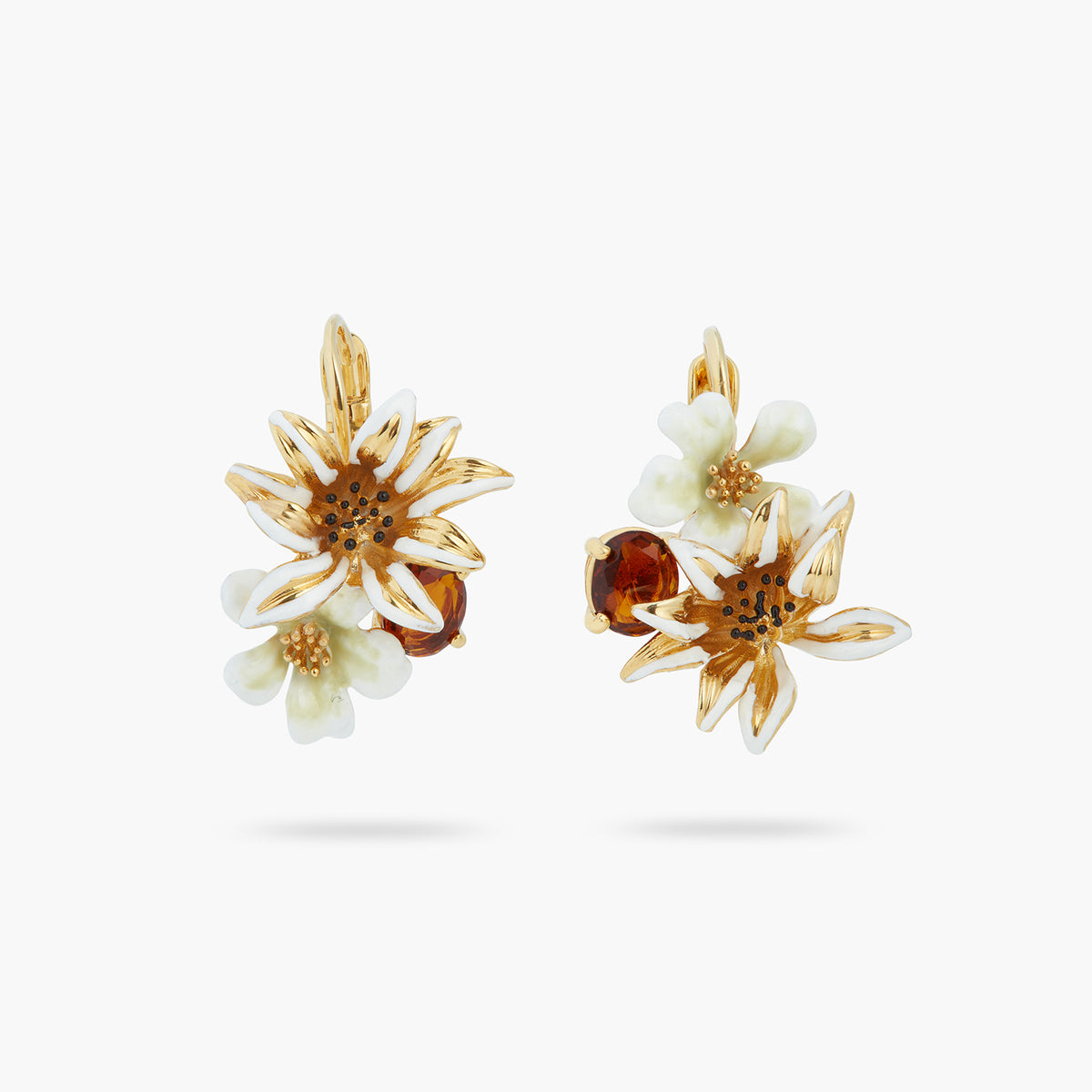 White And Gold Flowers And Faceted Crystal Earrings | ASTM1071