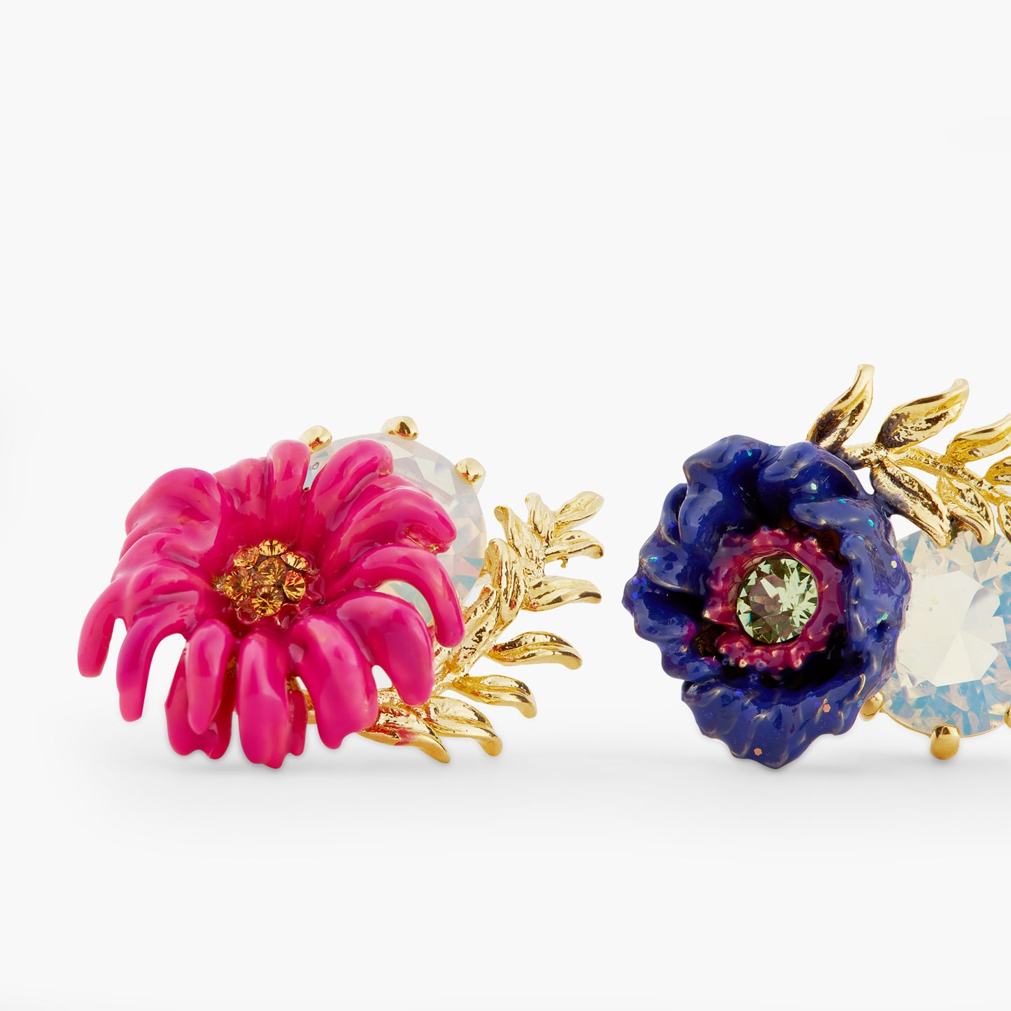 Imaginary Flower And Crystal Earrings