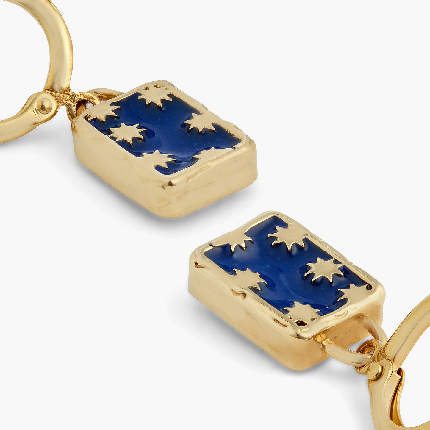 Golden Star Earrings | atve1021