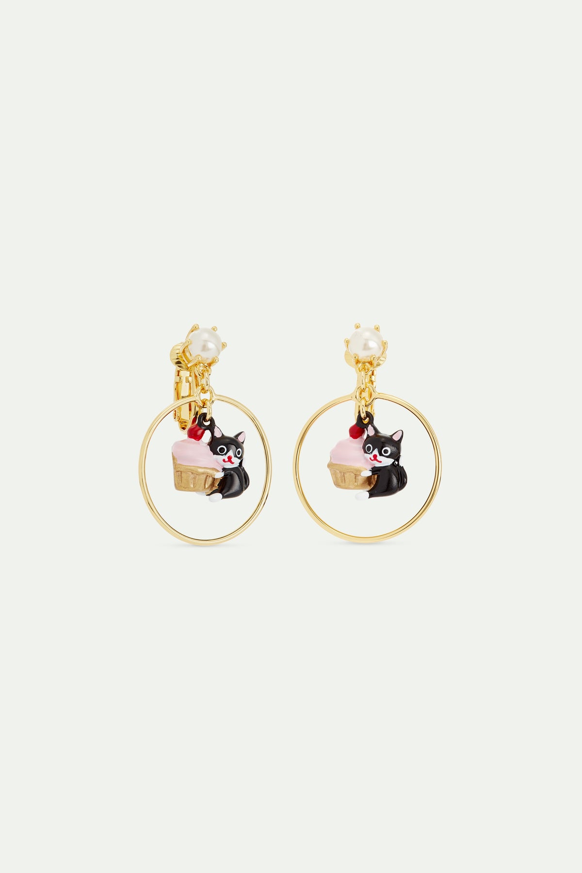 Black Cat And Balloon Dangle Earrings | AVHP1101