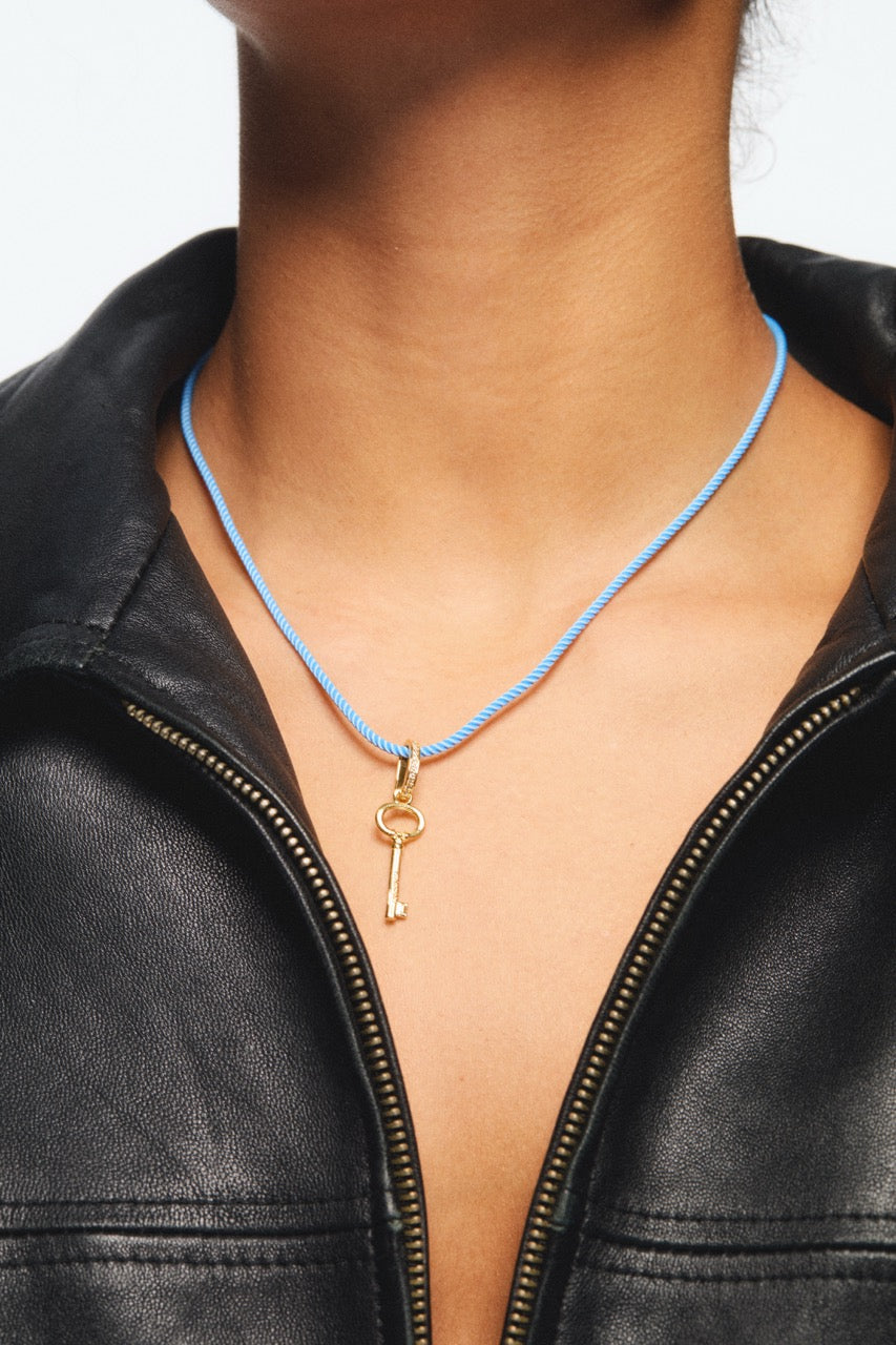 Golden Key Pendant, Mystery And Freedom | avpe4031