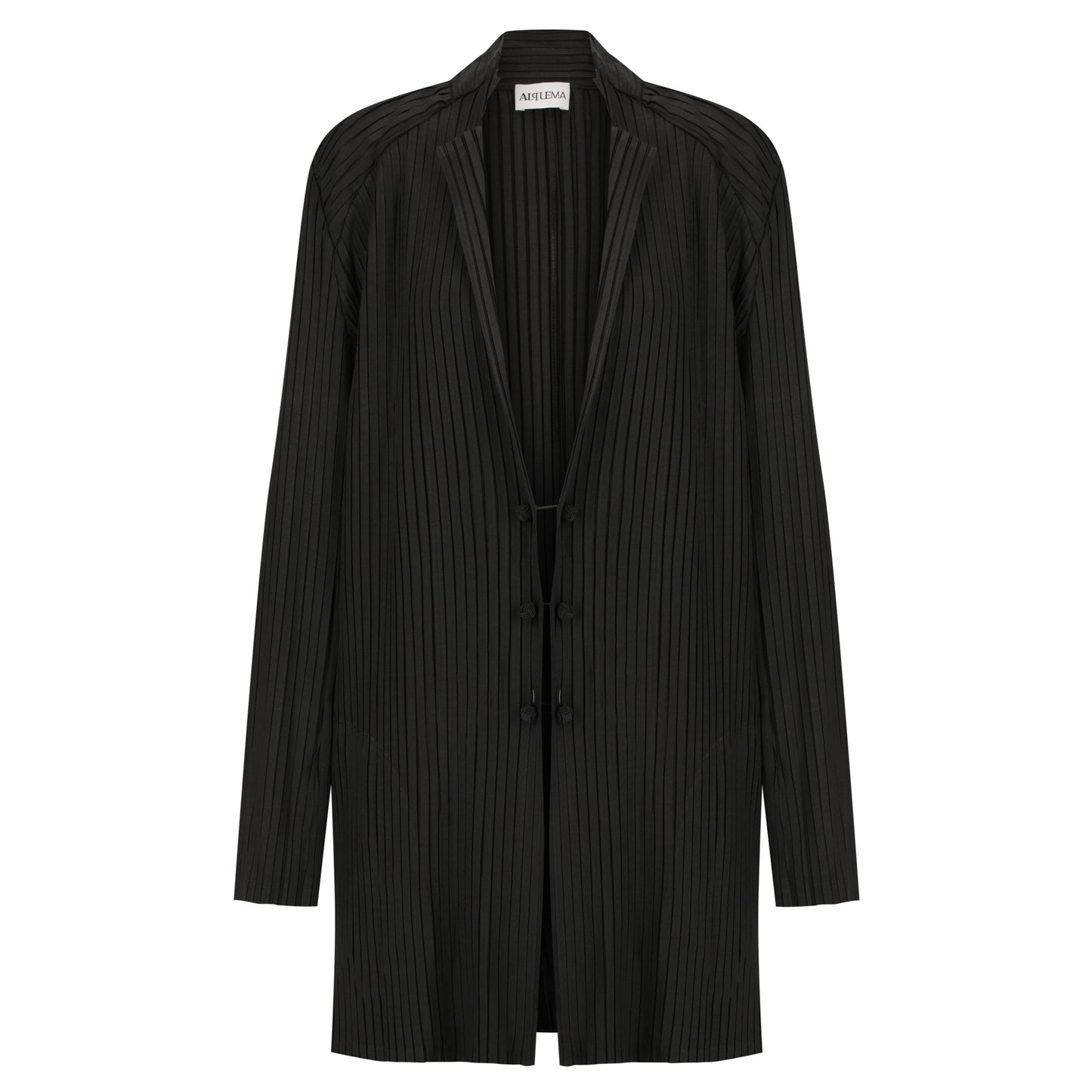 Arc Pleat Jacket in Black