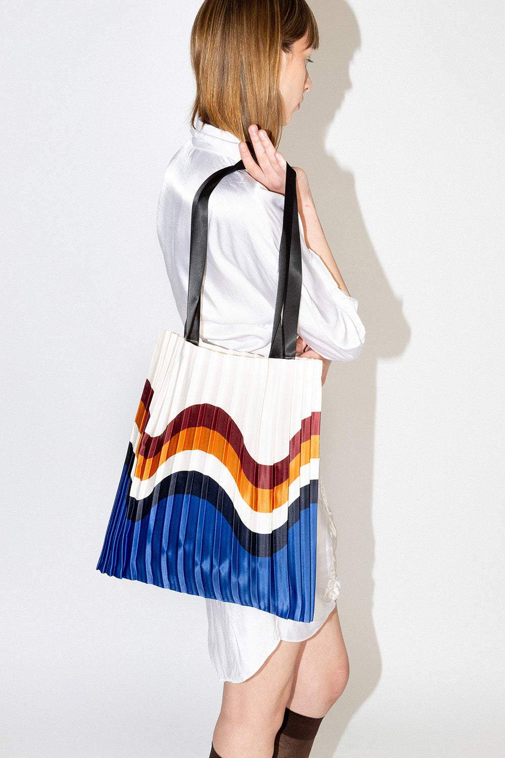 Satin pleated bag Amalfi