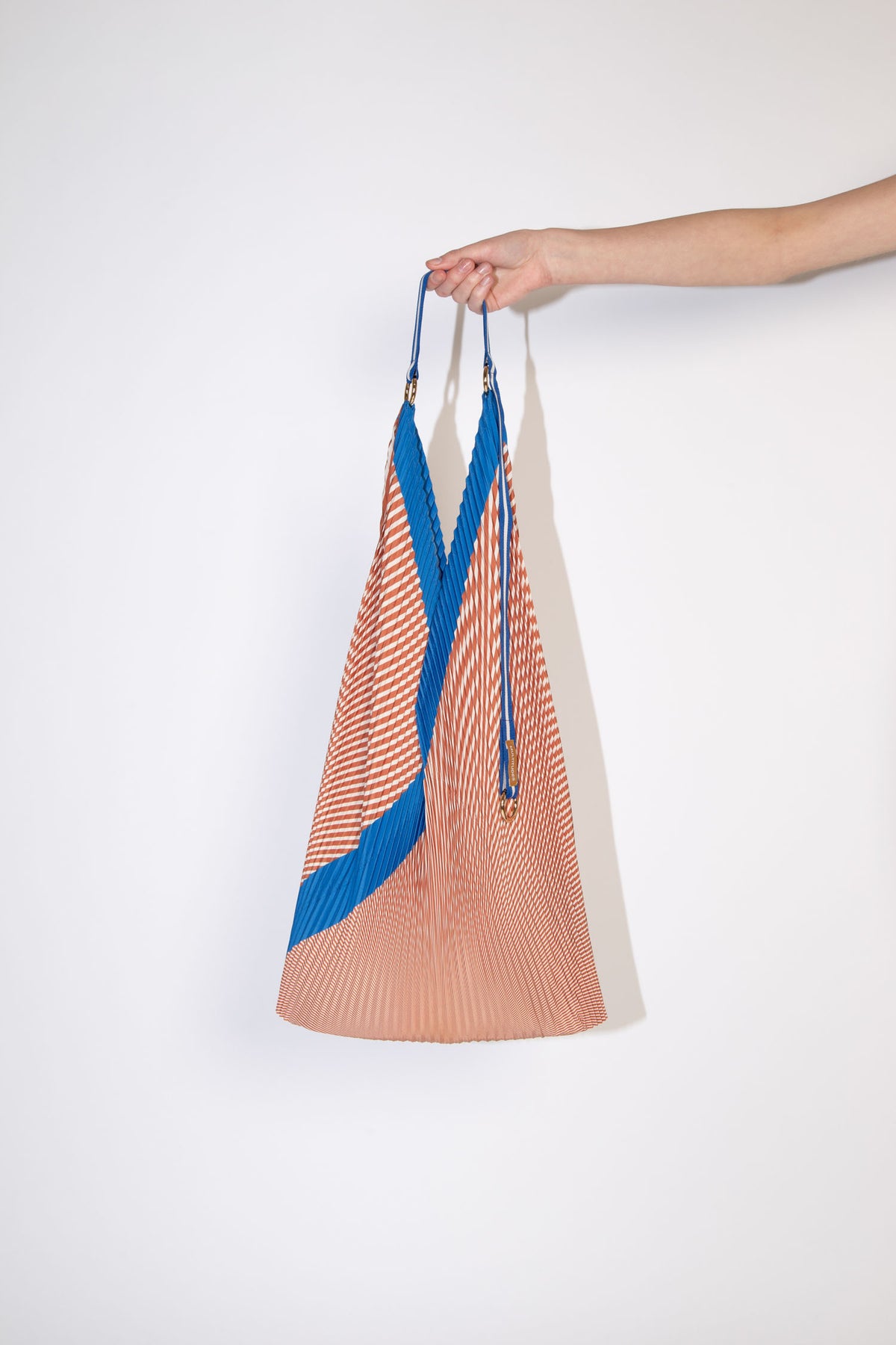 Multitudes Anna Cobalt Pleated Y Bag