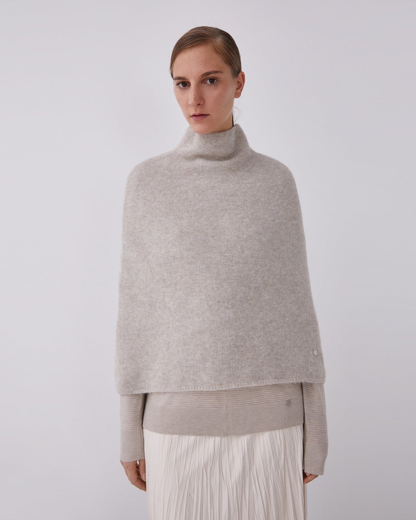 Ice Alpaca Knitted Capelin