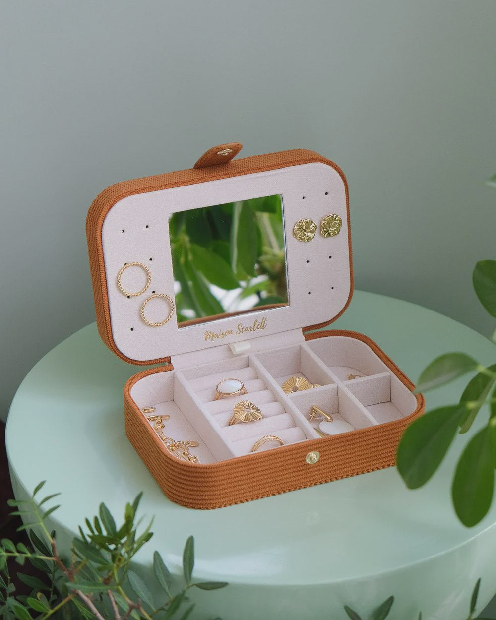 Brigitte Corduroy Travel Jewelry Box Cognac