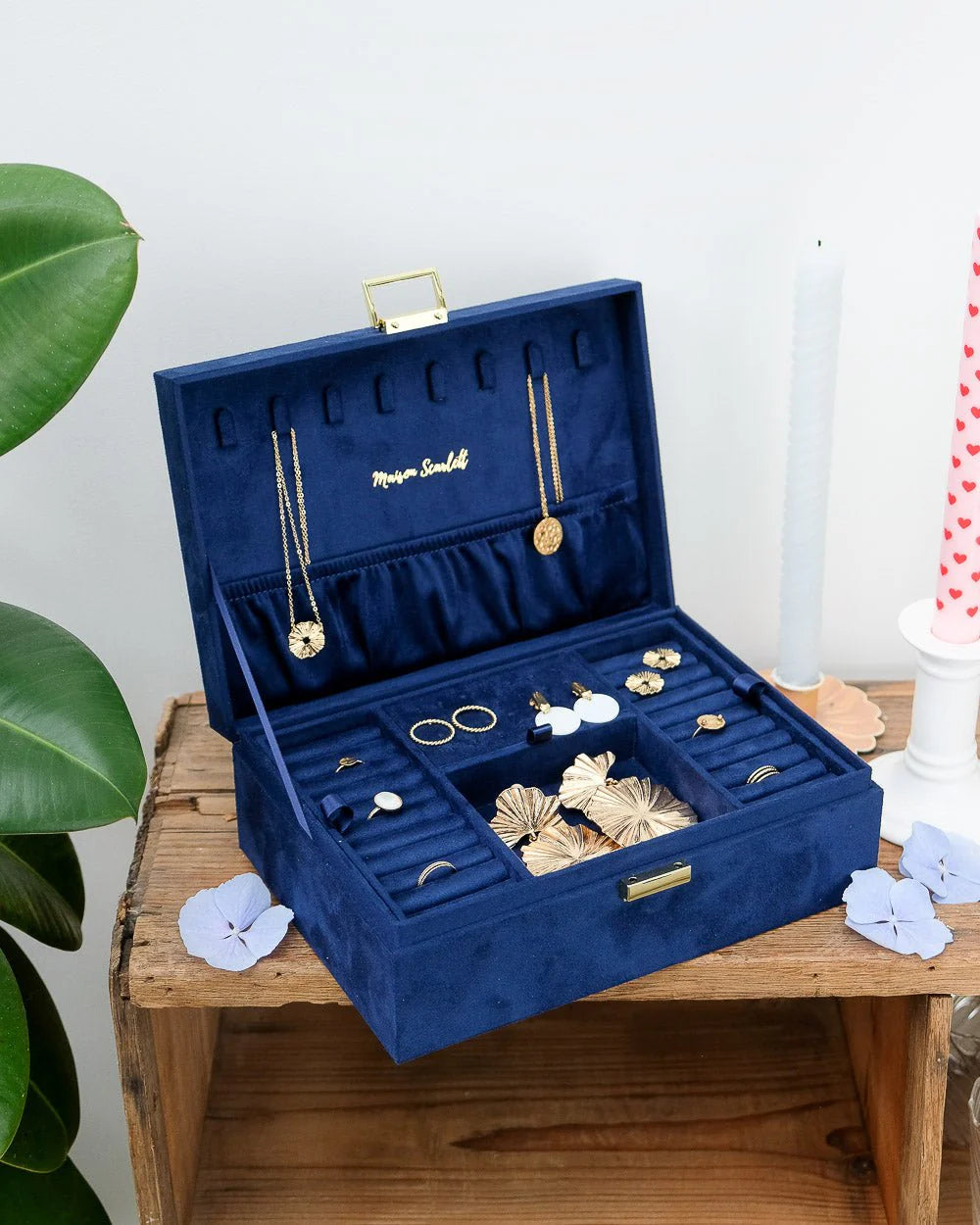 Louise Velvet Jewelry Box Navy Blue