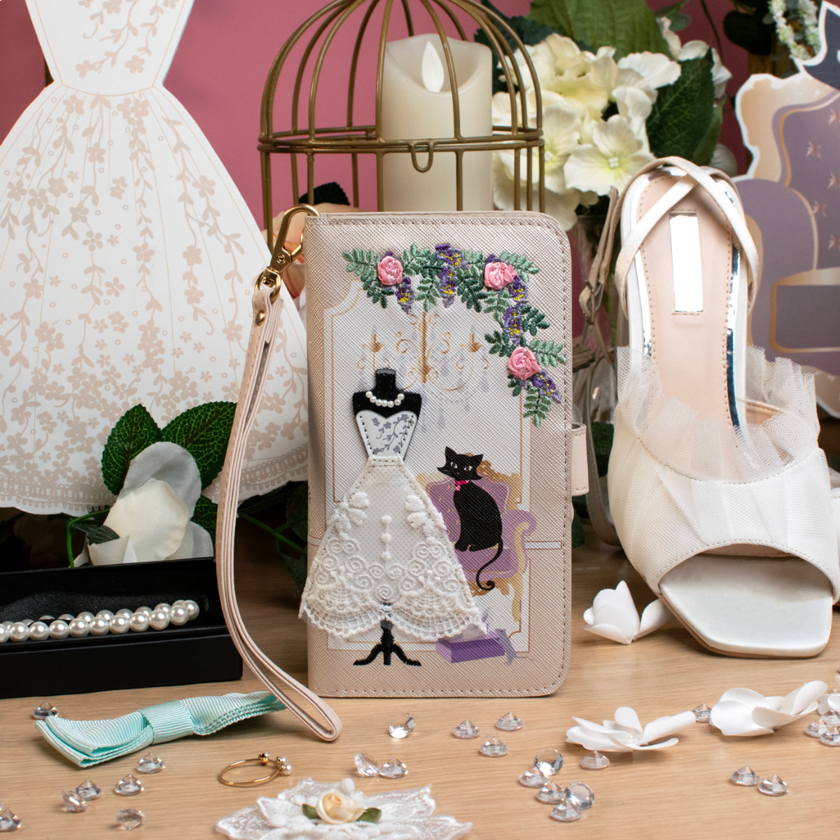 Vendula Bridal Shop Universal Flip Phone Holder