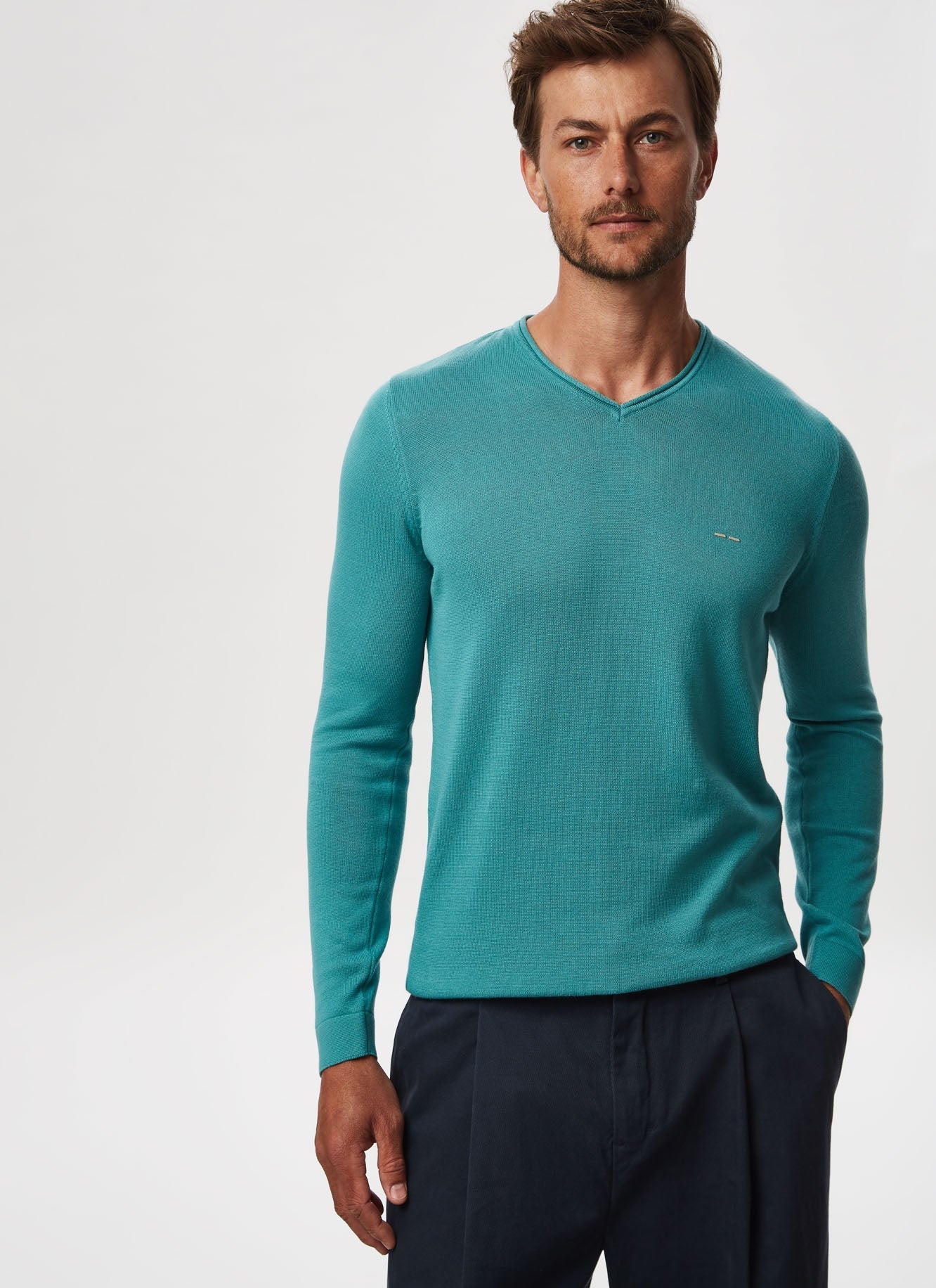Men Jersey | Green V-Neck Organic Cotton Sweater by Spanish designer Adolfo Dominguez