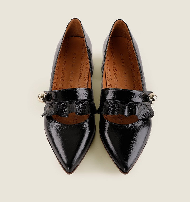 JAKARTA BLACK & WHITE