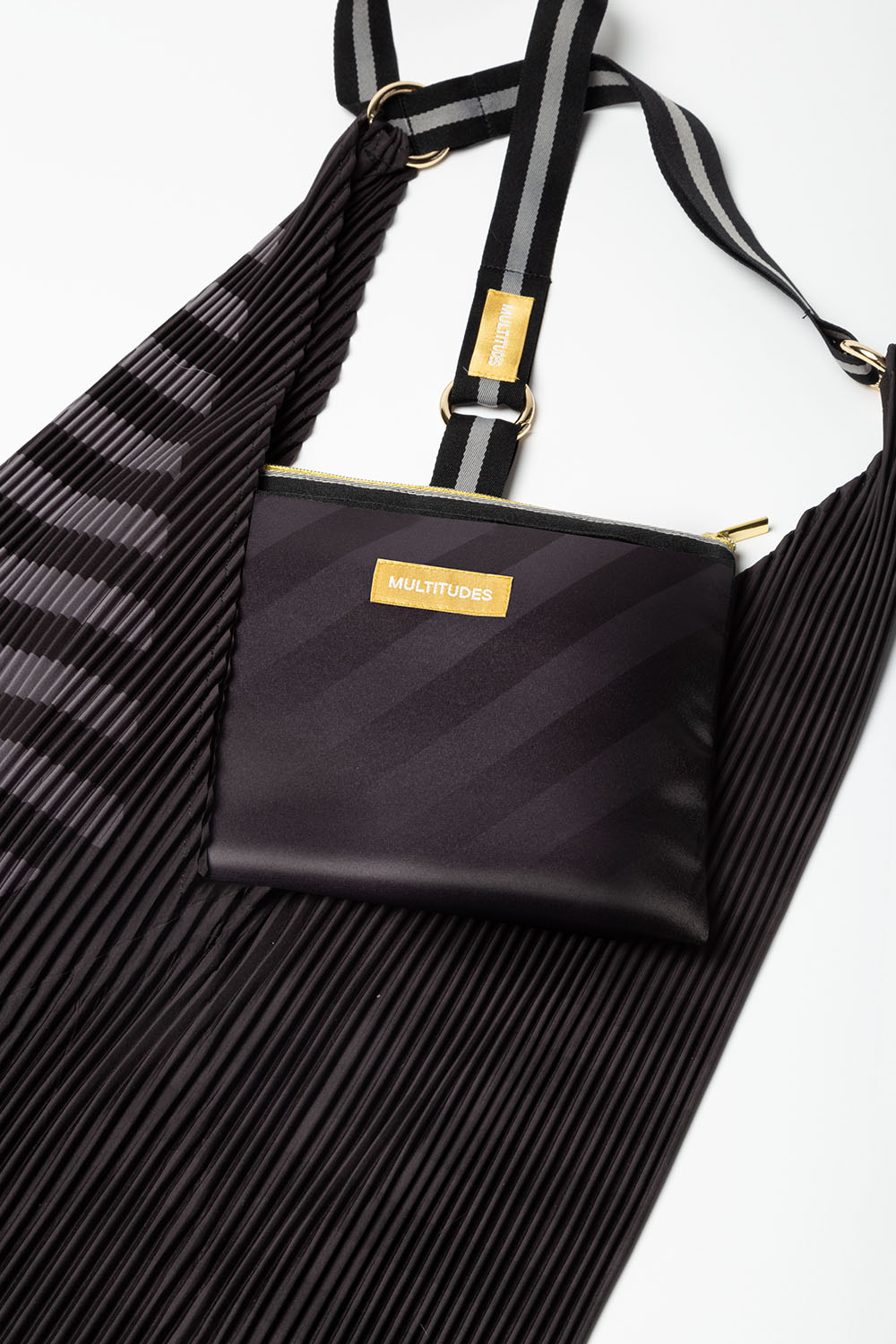 Multitudes Claudia Black Clutch Bag