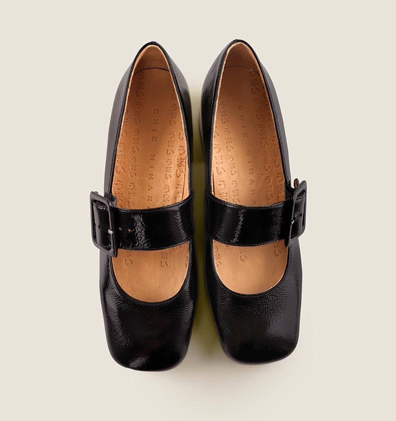 UNARI BLACK LIME