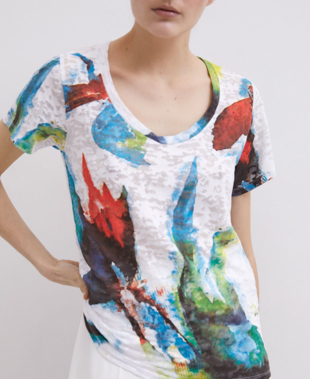 Women T-Shirt (Short Sleeve) | White Print Floral Print Round Neck T-Shirt by Spanish designer Adolfo Dominguez
