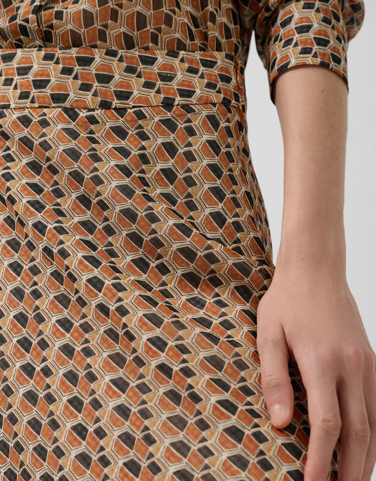 A-Line Midi Skirt In Crepe Georgette With Geometric Print In Brown Tones