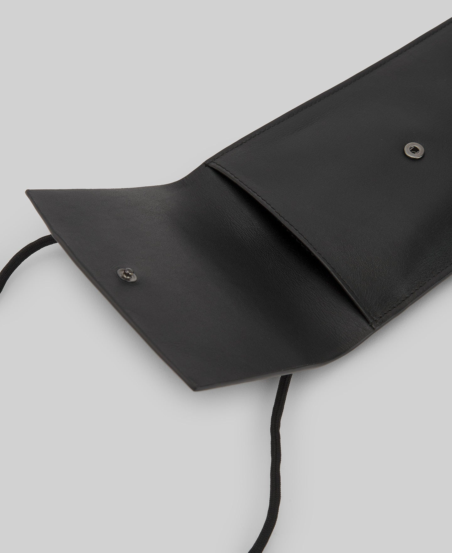 Leather mobile phone holder man in black