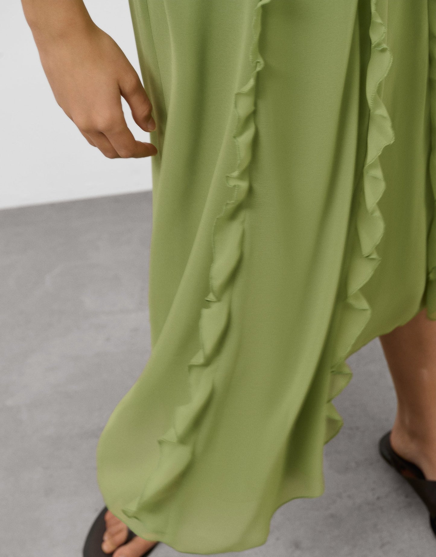 Sleeveless Midi Dress With Ruffles In Green Crepe Georgette