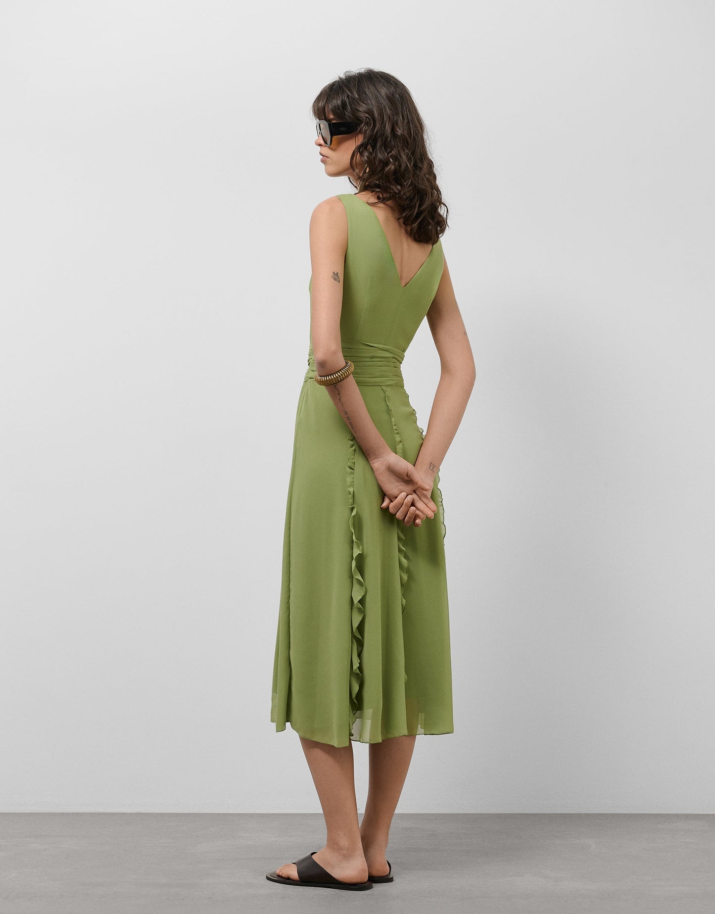 Sleeveless Midi Dress With Ruffles In Green Crepe Georgette