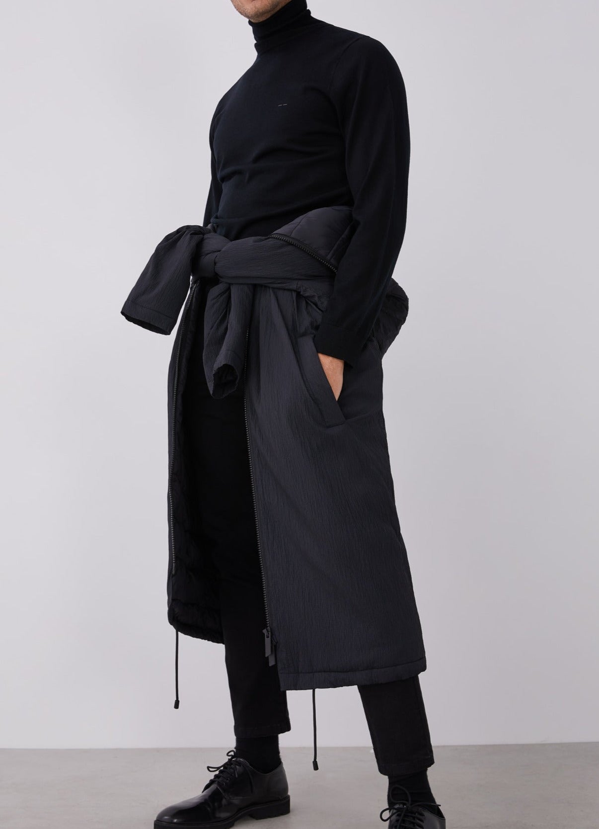 Black Long Wrinkled Parka