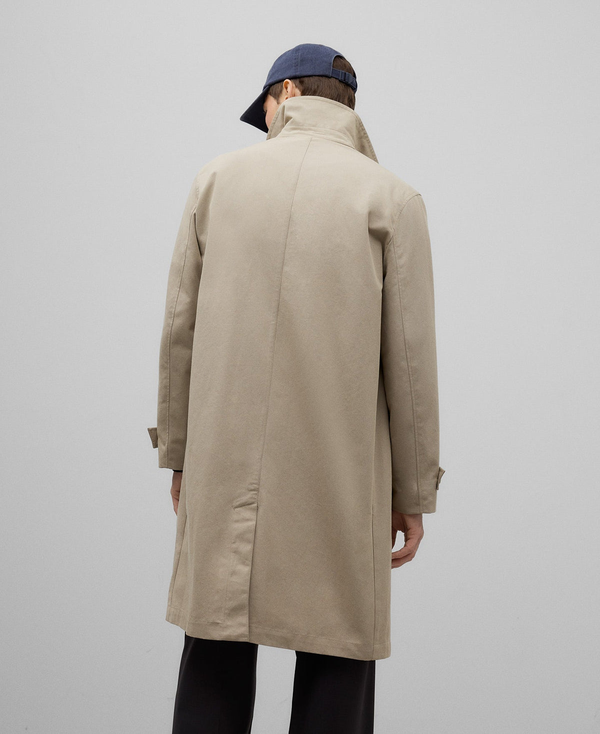 Mackintosh Type Trench Coat for Men in Natural