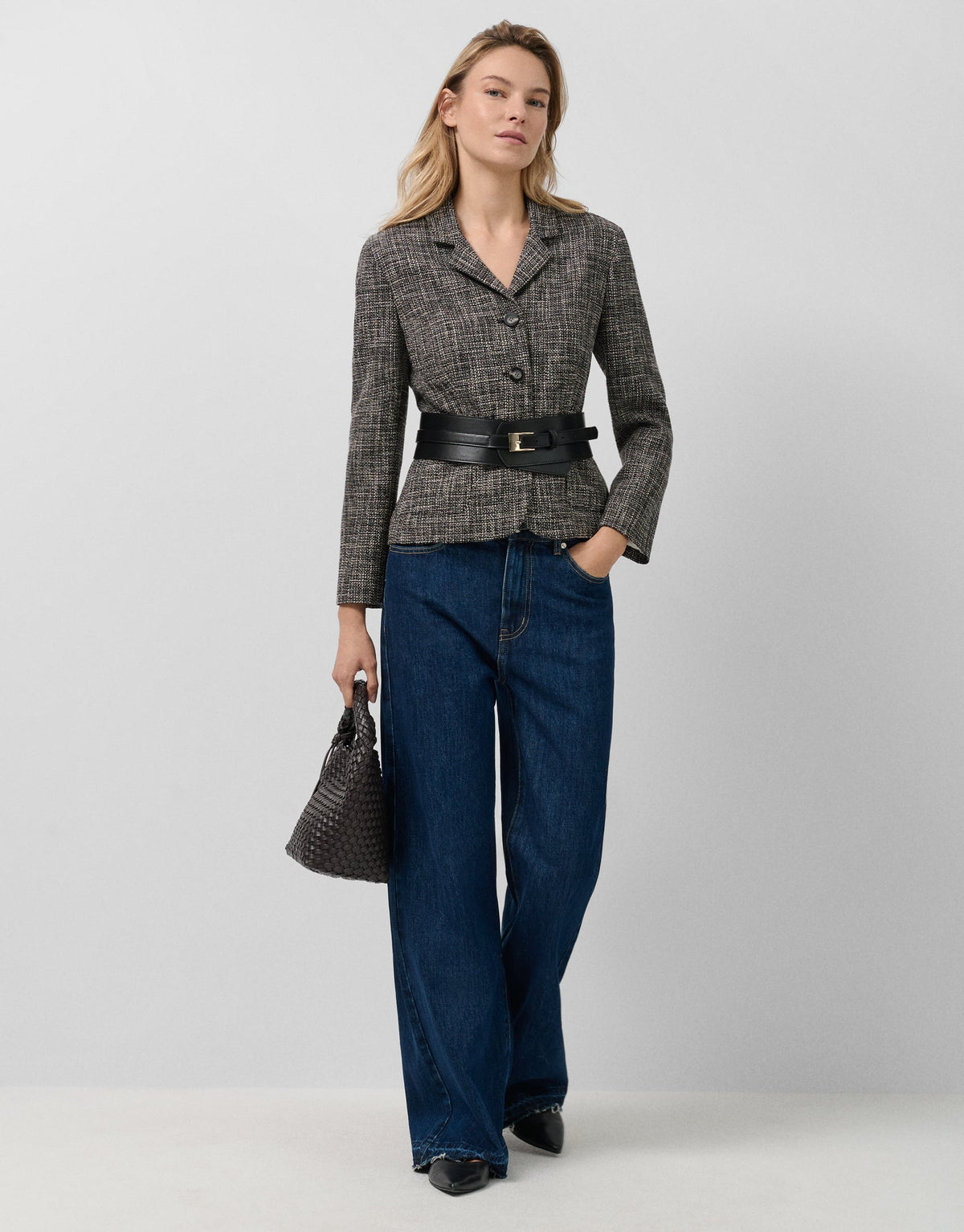 Short Jacket With Lapels, Black And Ecru Pattern