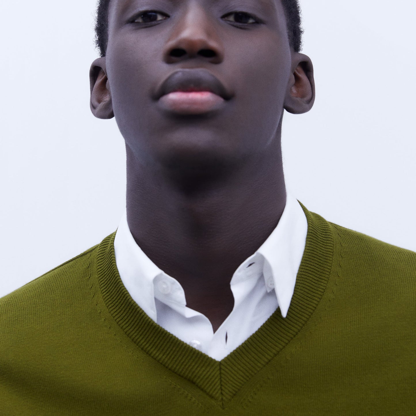 Organic Cotton V-Neck Sweater - Grass Green