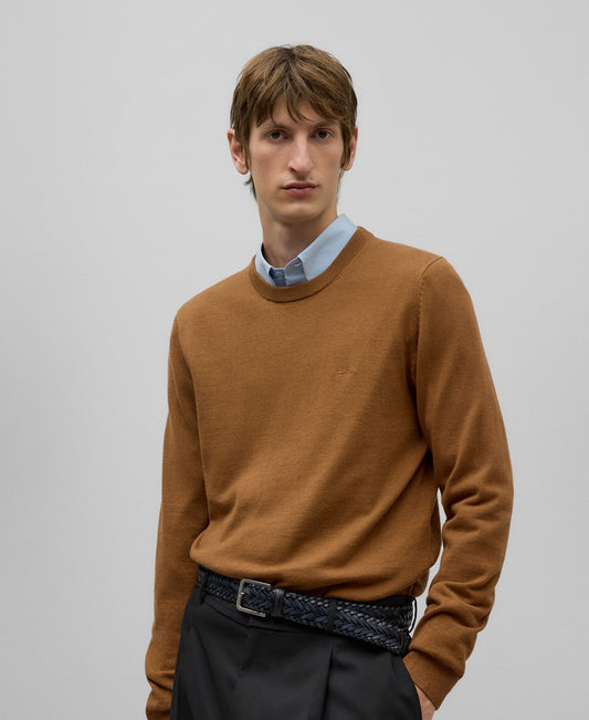Crew neck cotton wool sweater man in camel