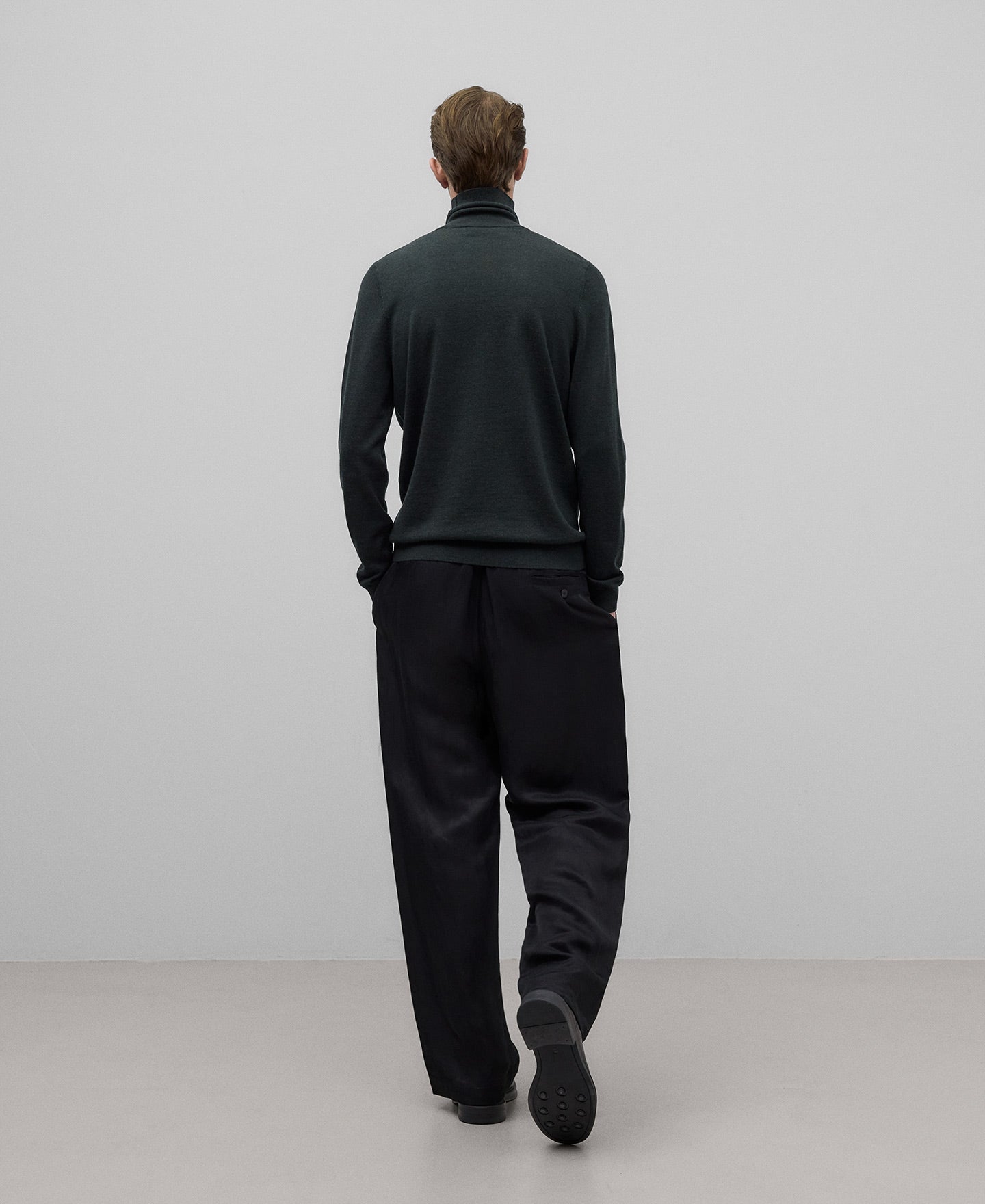 Merino wool turtleneck sweater man in dark green