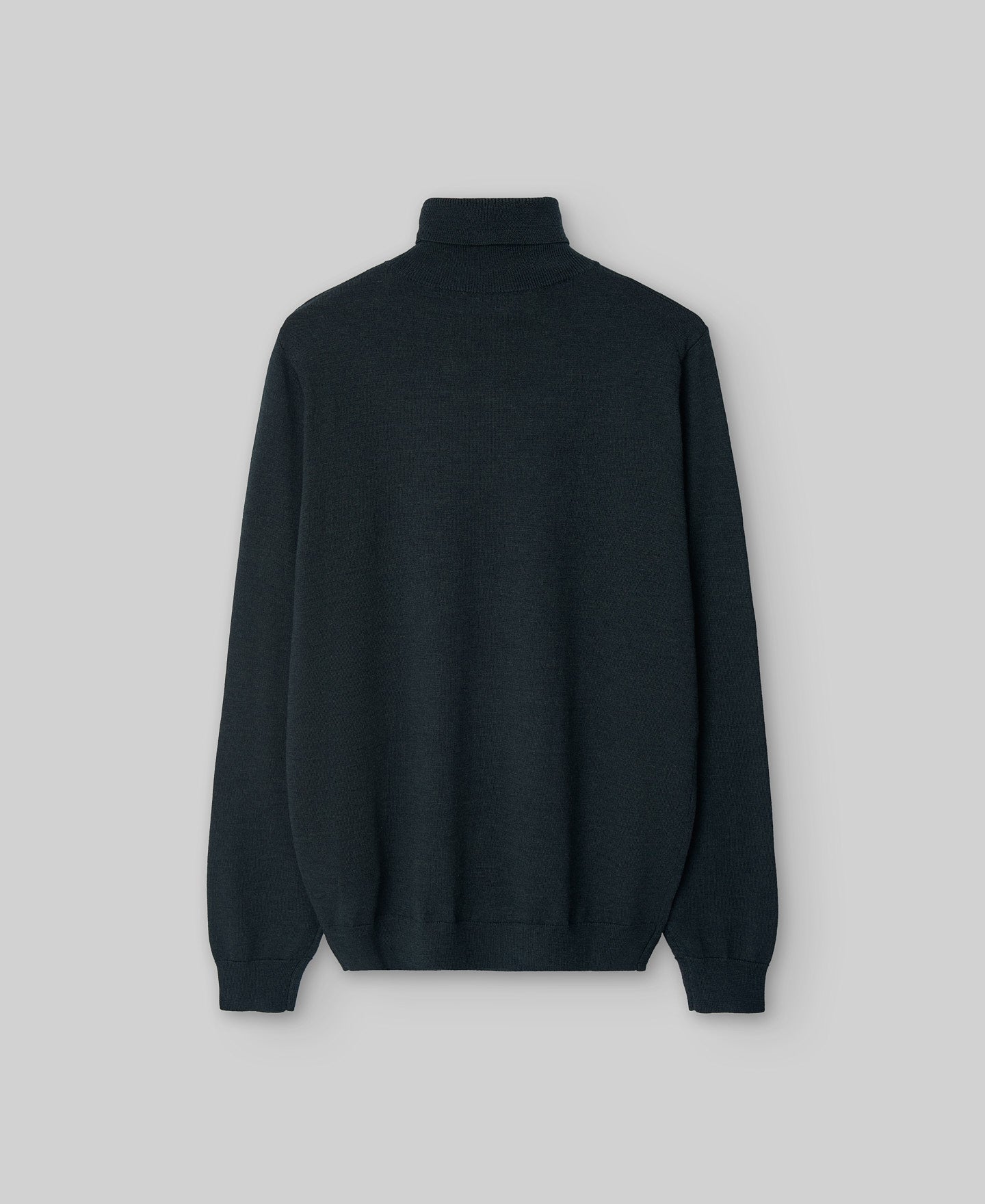 Merino wool turtleneck sweater man in dark green