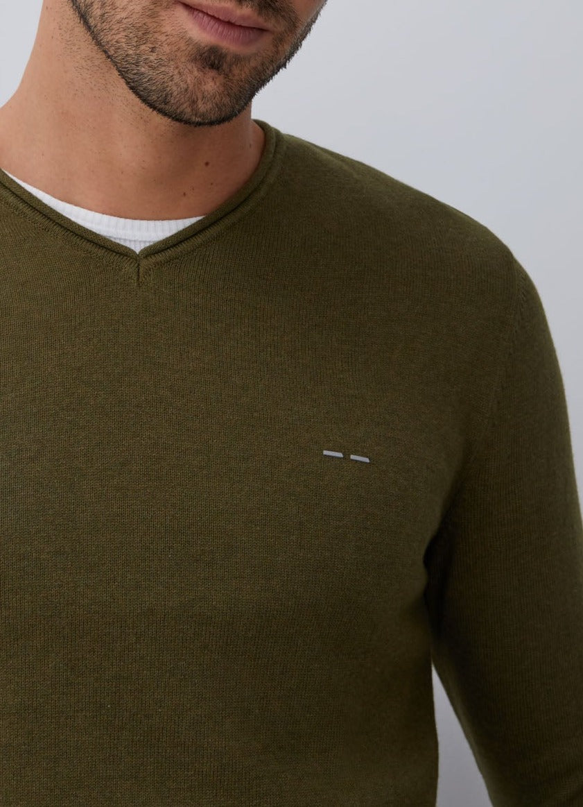Green V-Neckline Sweater With Roll Edge Collar