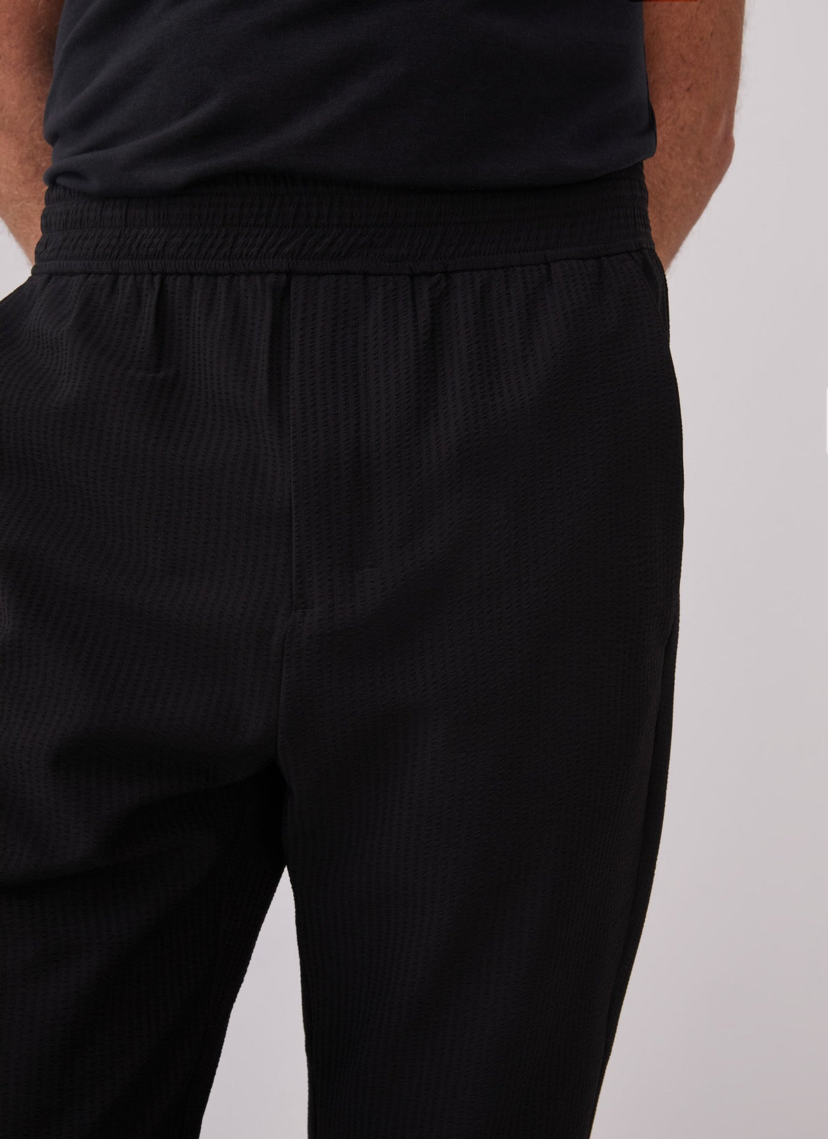 Black Trousers With Elastic Waist And No Darts
