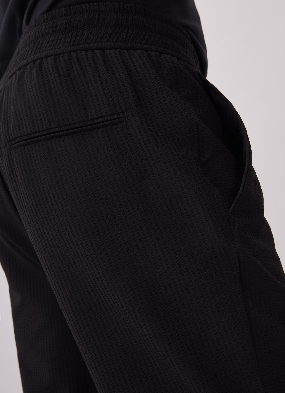 Black Trousers With Elastic Waist And No Darts