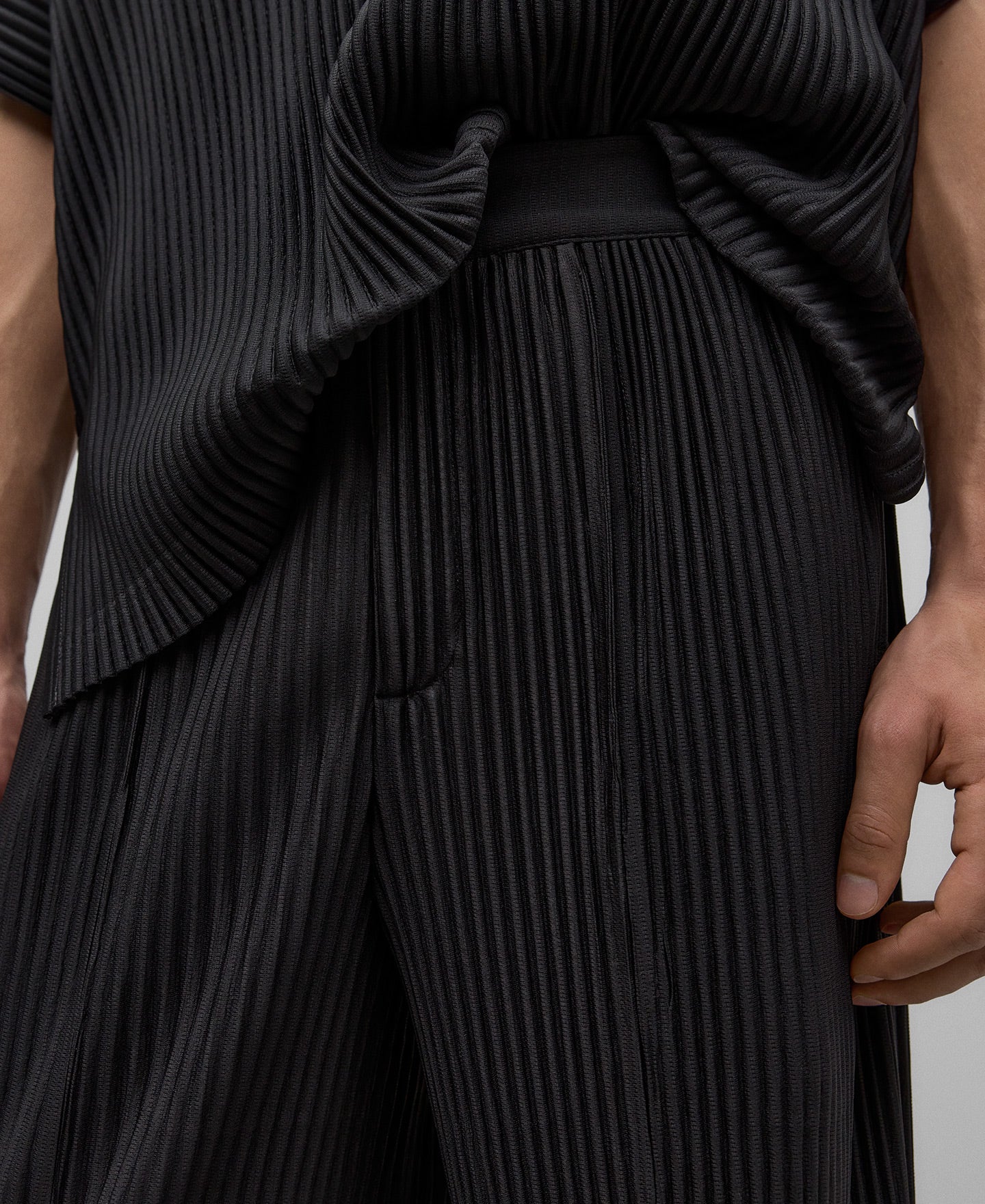 Black Crinkle Carrot Fit Trousers for Men