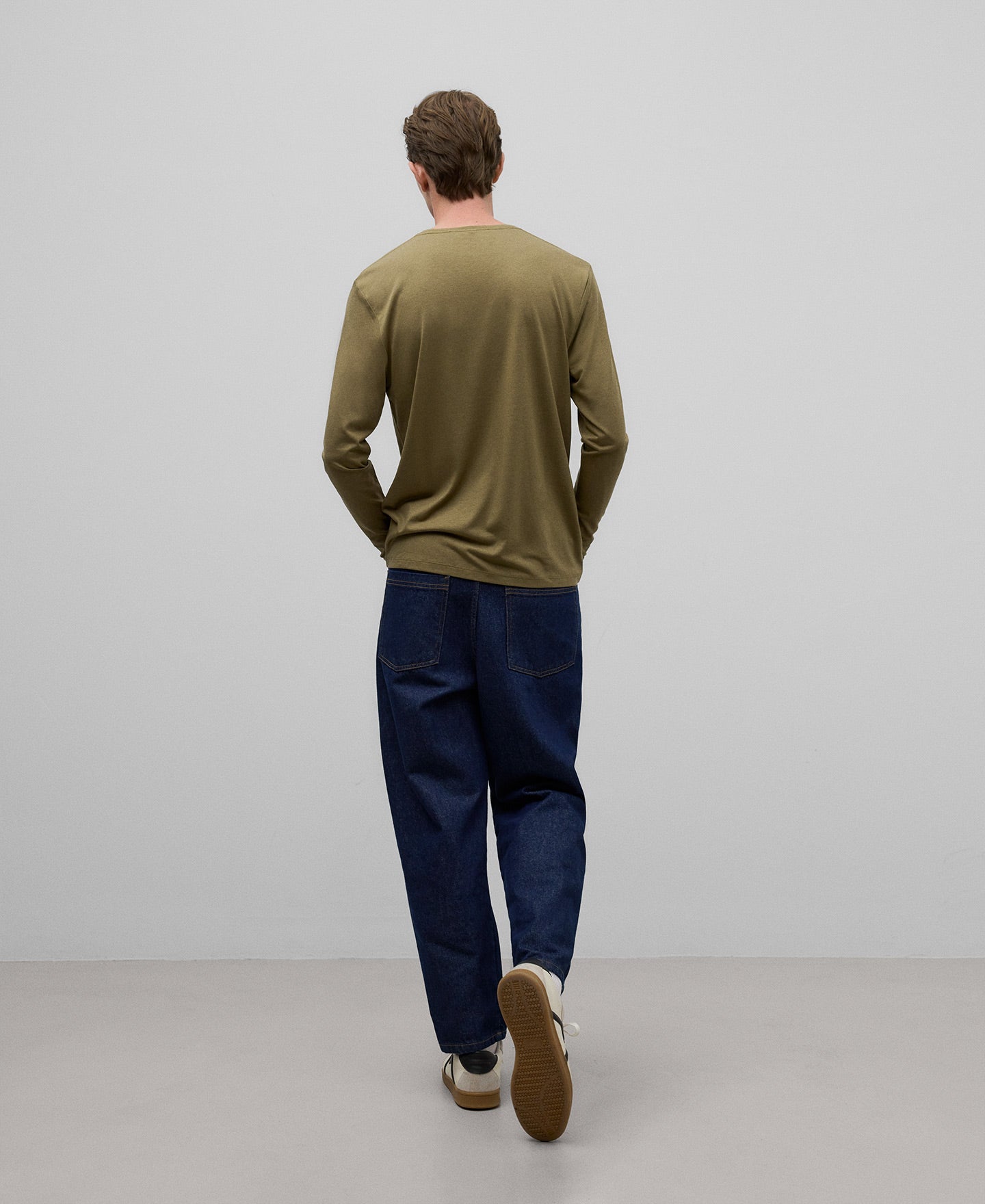 Long Sleeve Men's T-shirt in Olive Green